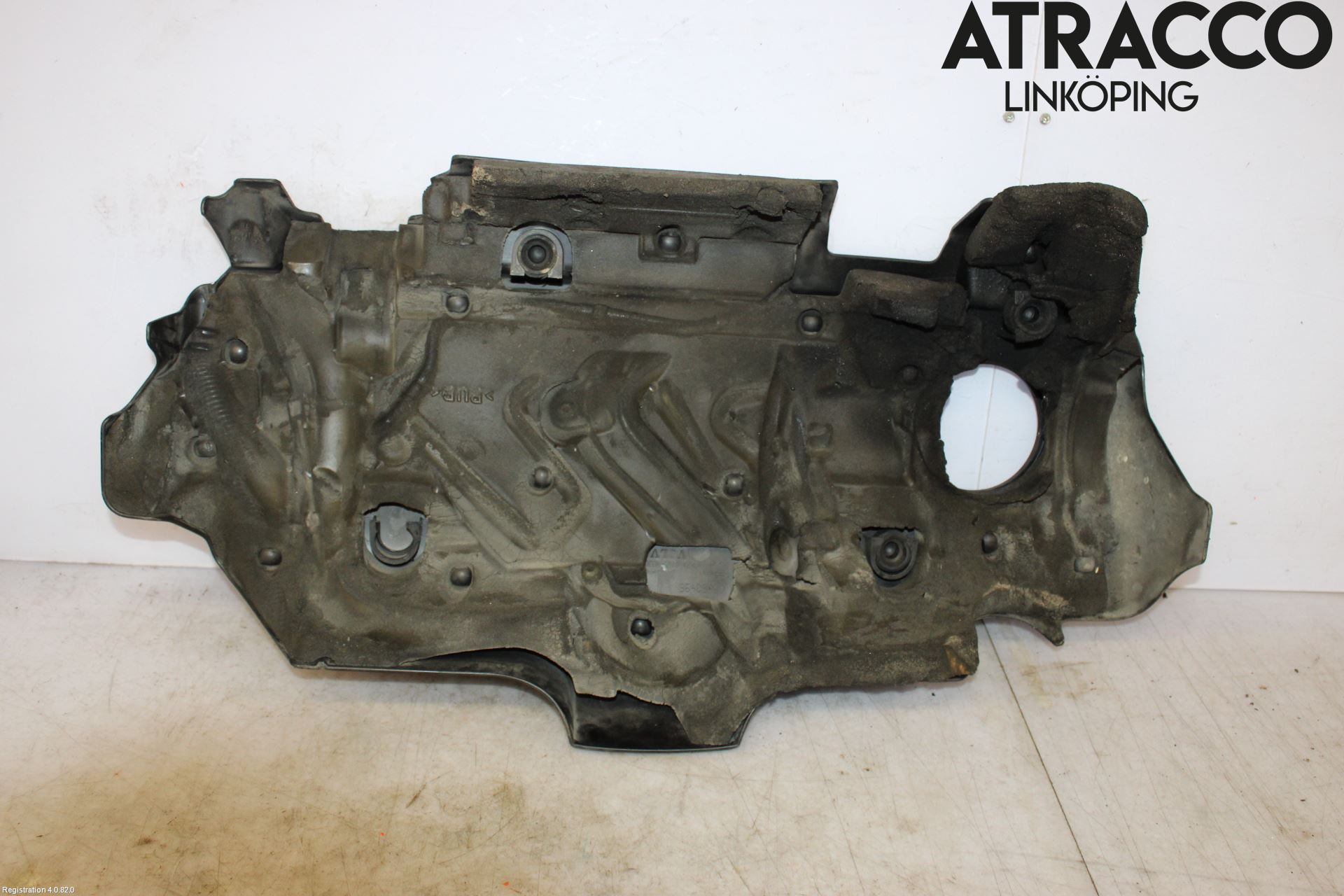 Volvo V70 00-04 Motor Deksel Over Motor