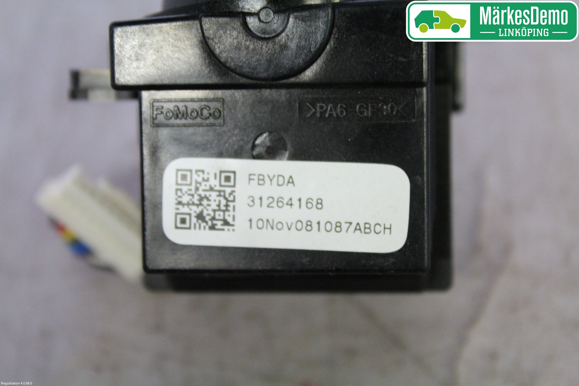 Volvo V60 11-13 Bryter Ratt Visker - Spyler