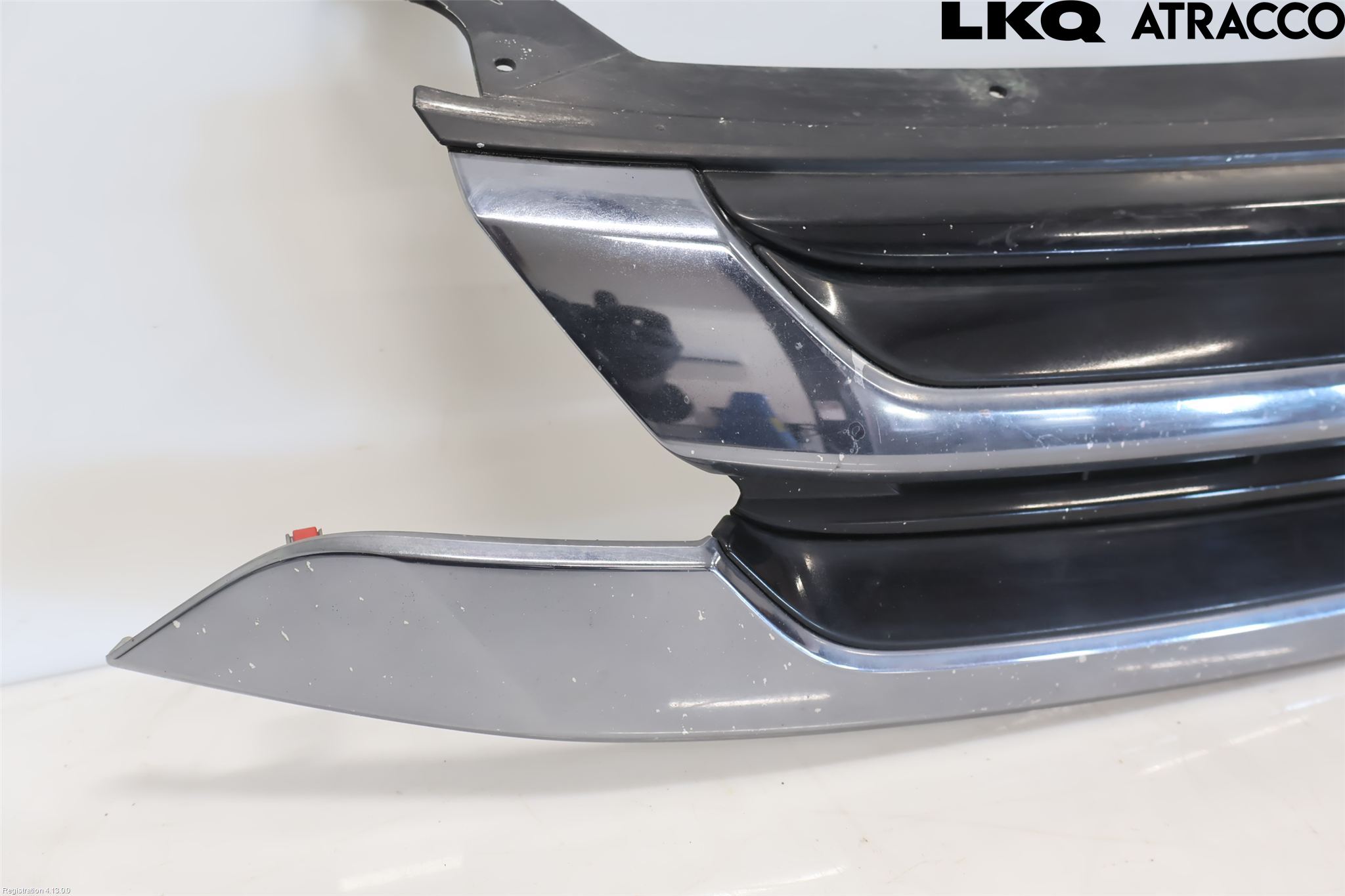 Mitsubishi OUTLANDER 13-21 Grill Komplett