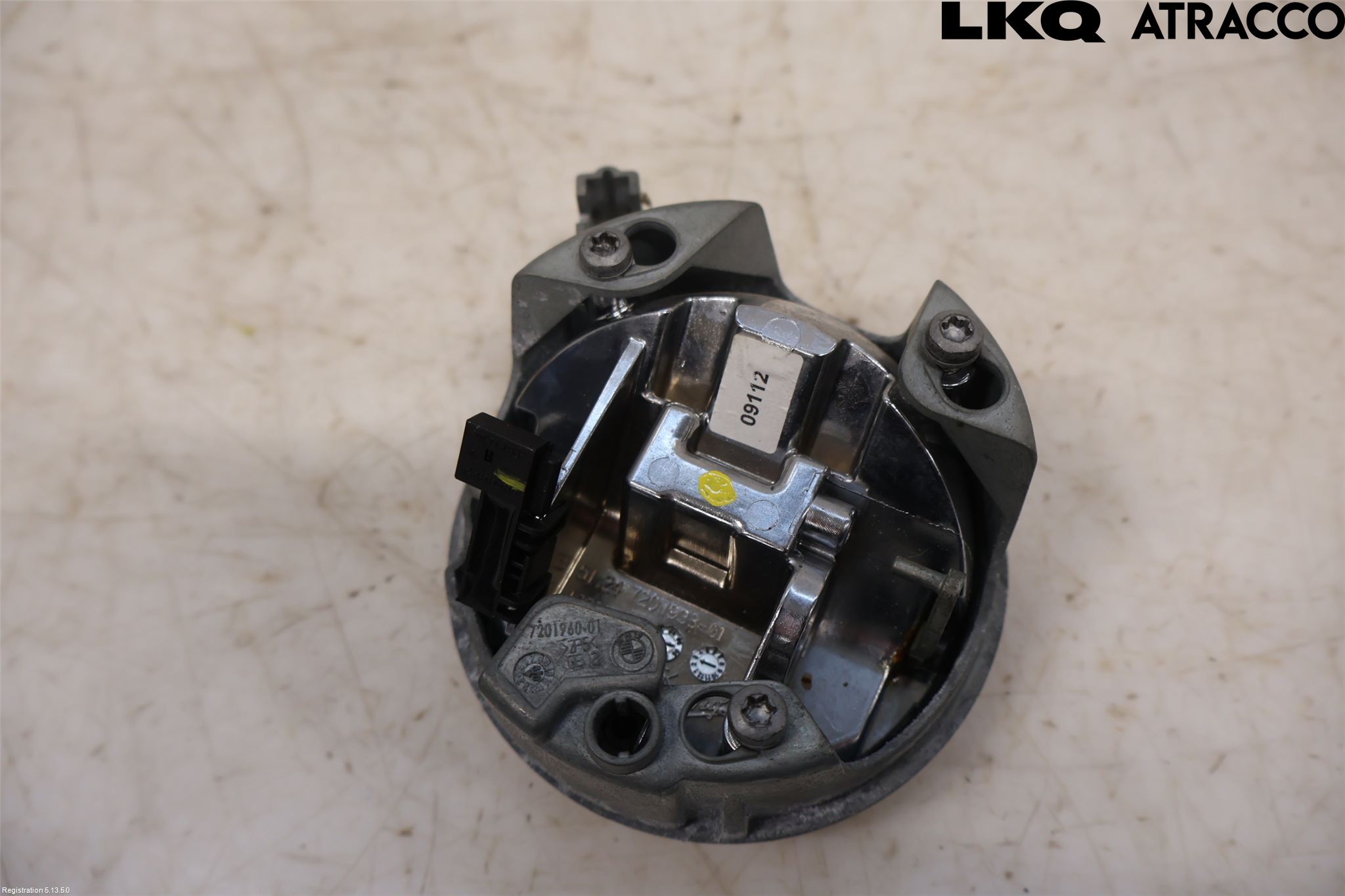 BMW 1 E87/81 5D/3D 03-11 Bakluke Handtak Ytre