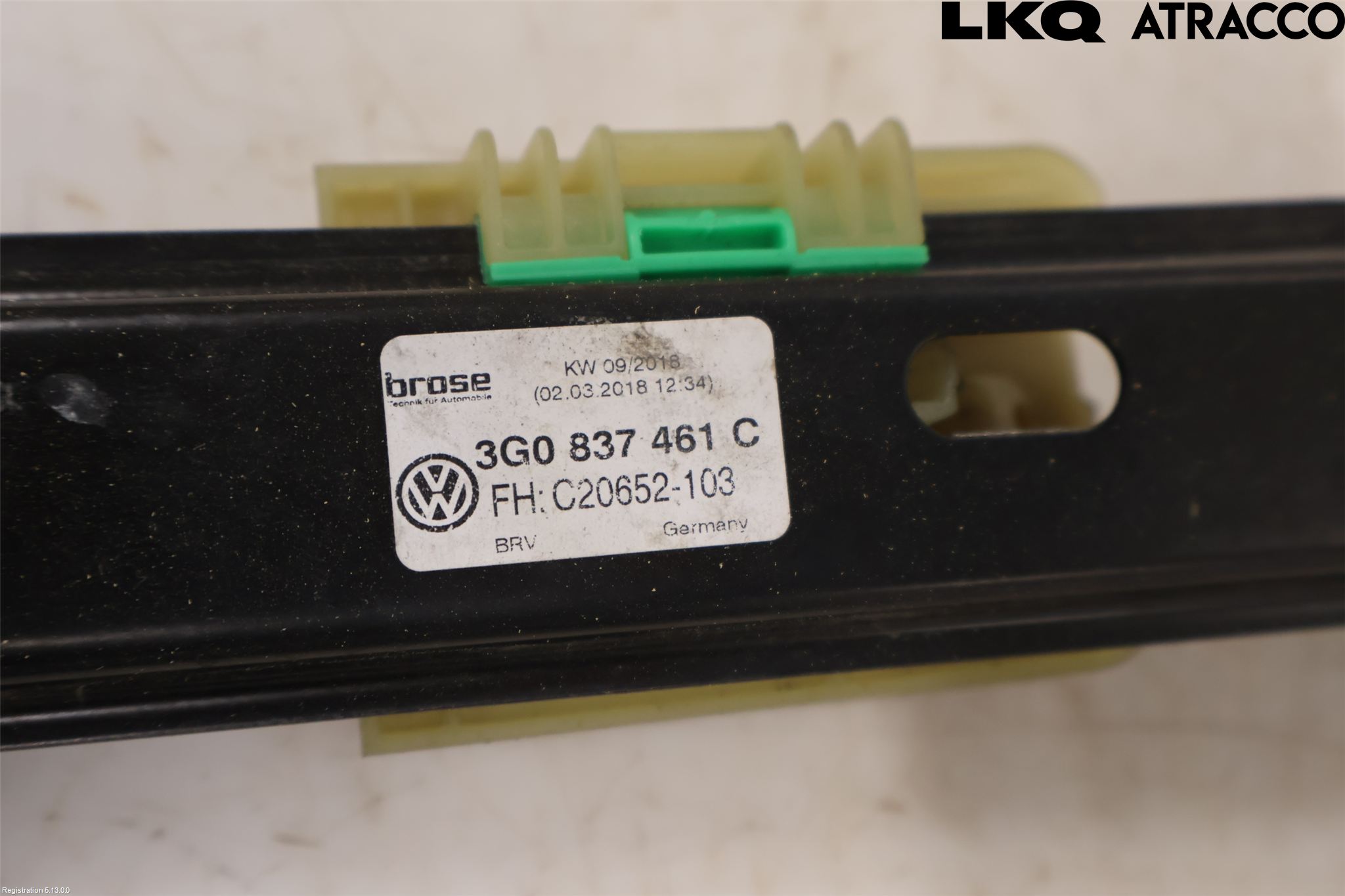Volkswagen VW PASSAT 15-19 Vindusheis