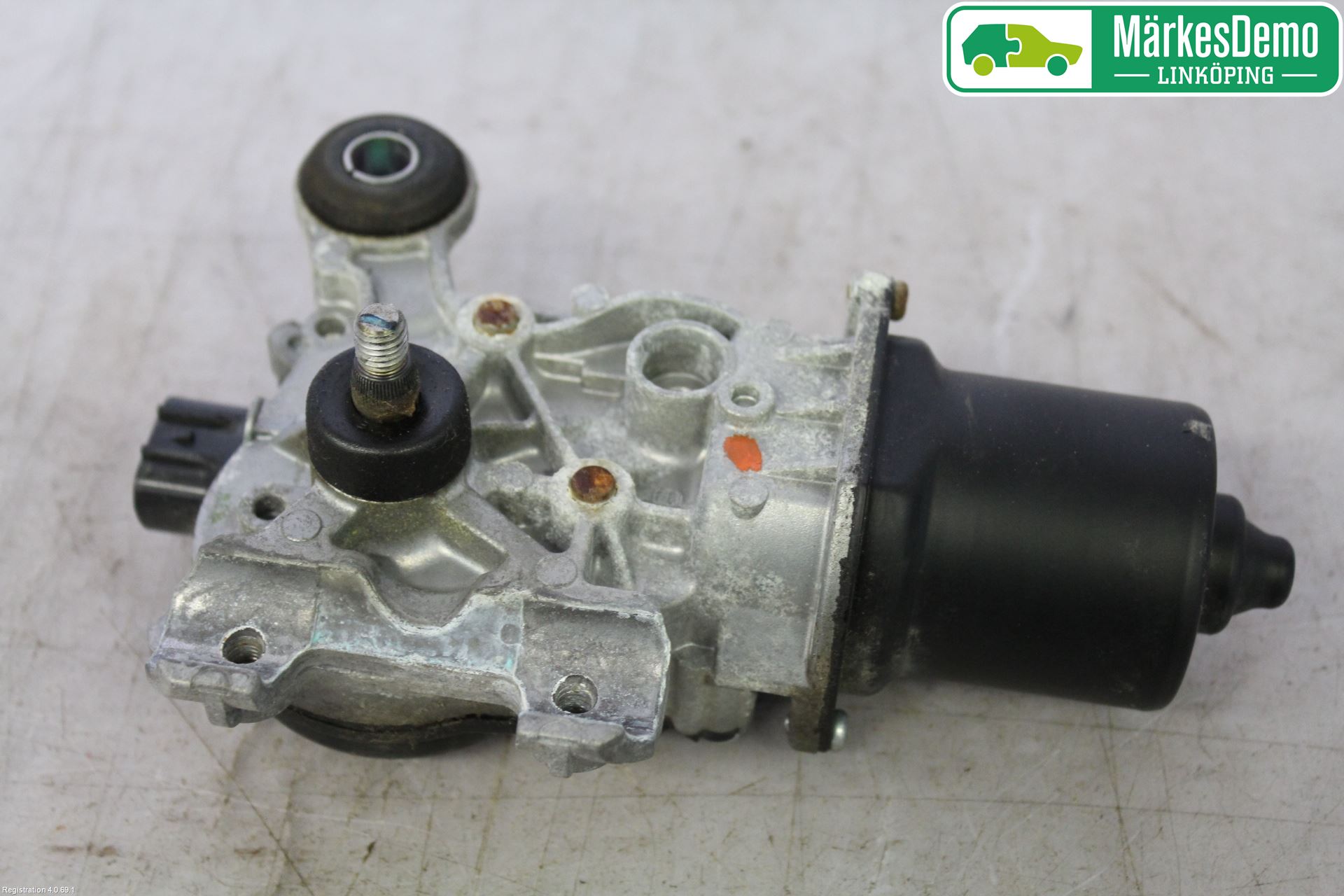 Nissan QASHQAI 14-17 Viskermotor Frontrute