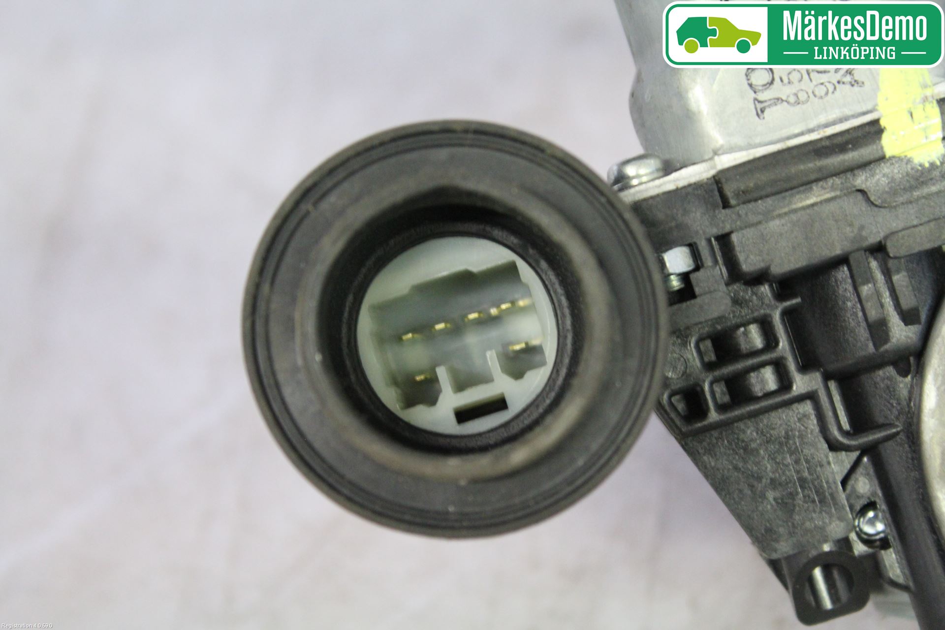 Toyota YARIS XP130 12-14 Vindusheis El Komp