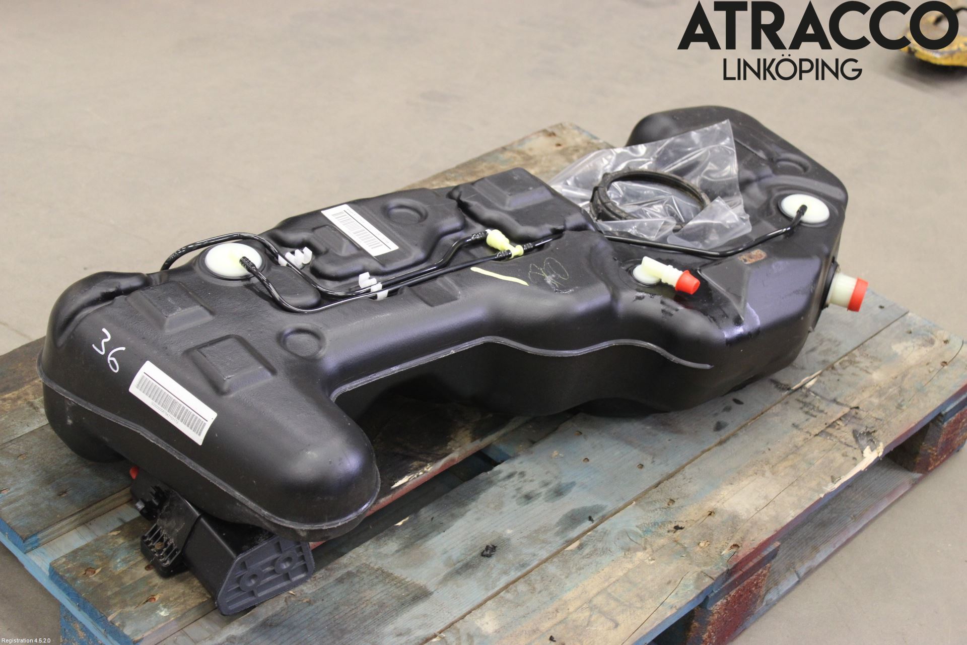 Nissan PULSAR Drivstofftank