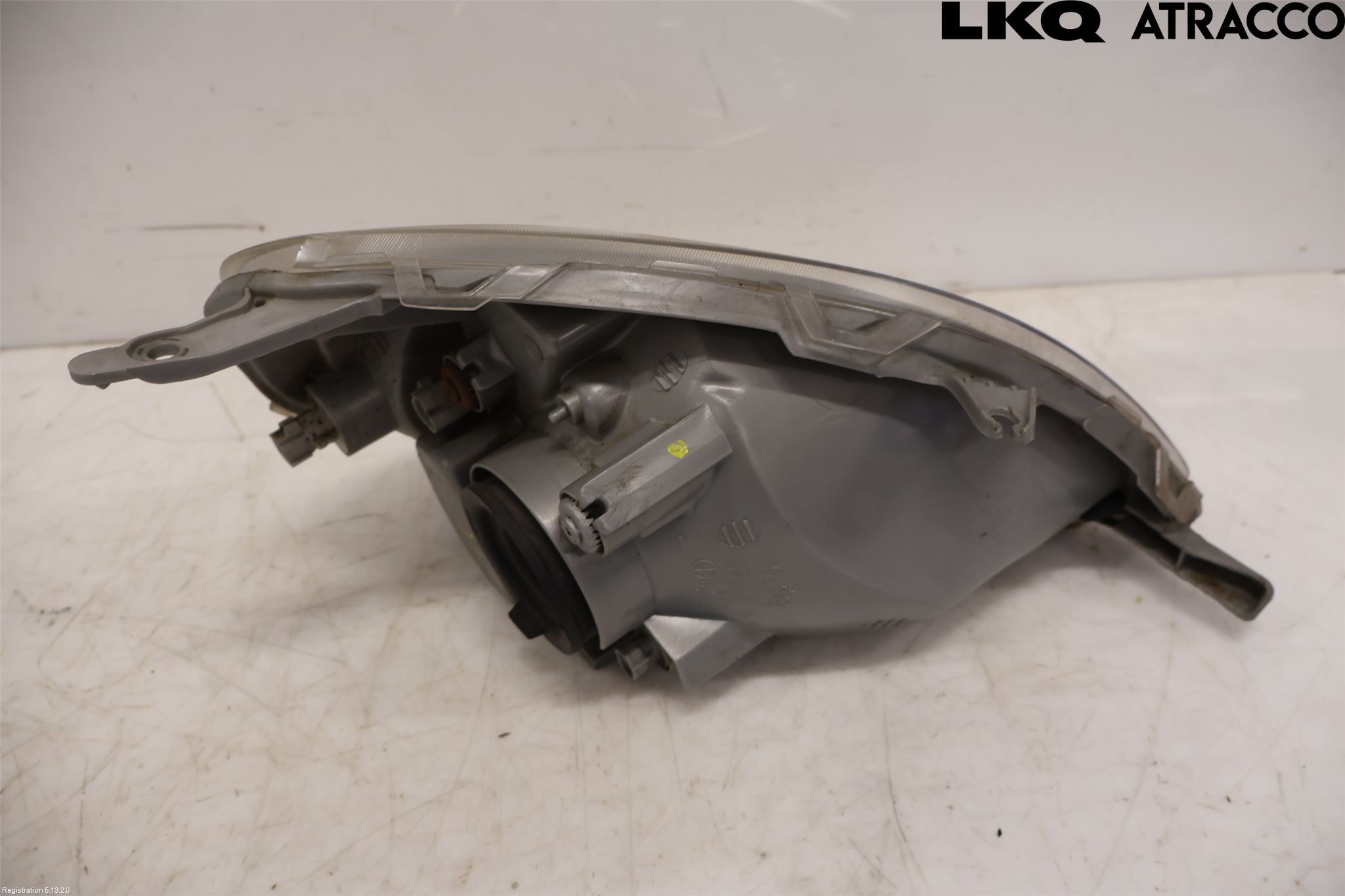 Toyota YARIS P1 99-03 Frontlykt Venstre