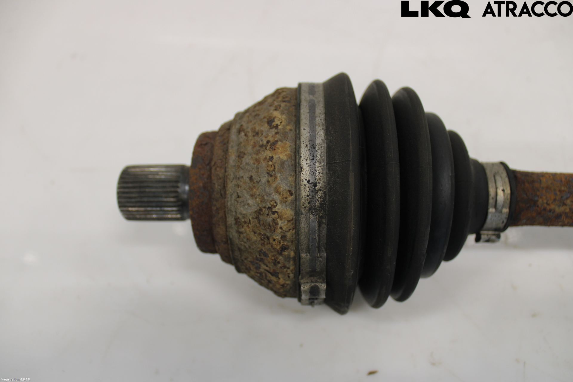 Volkswagen VW PASSAT 15-19 Drivaksel Foran Kompl Høyre