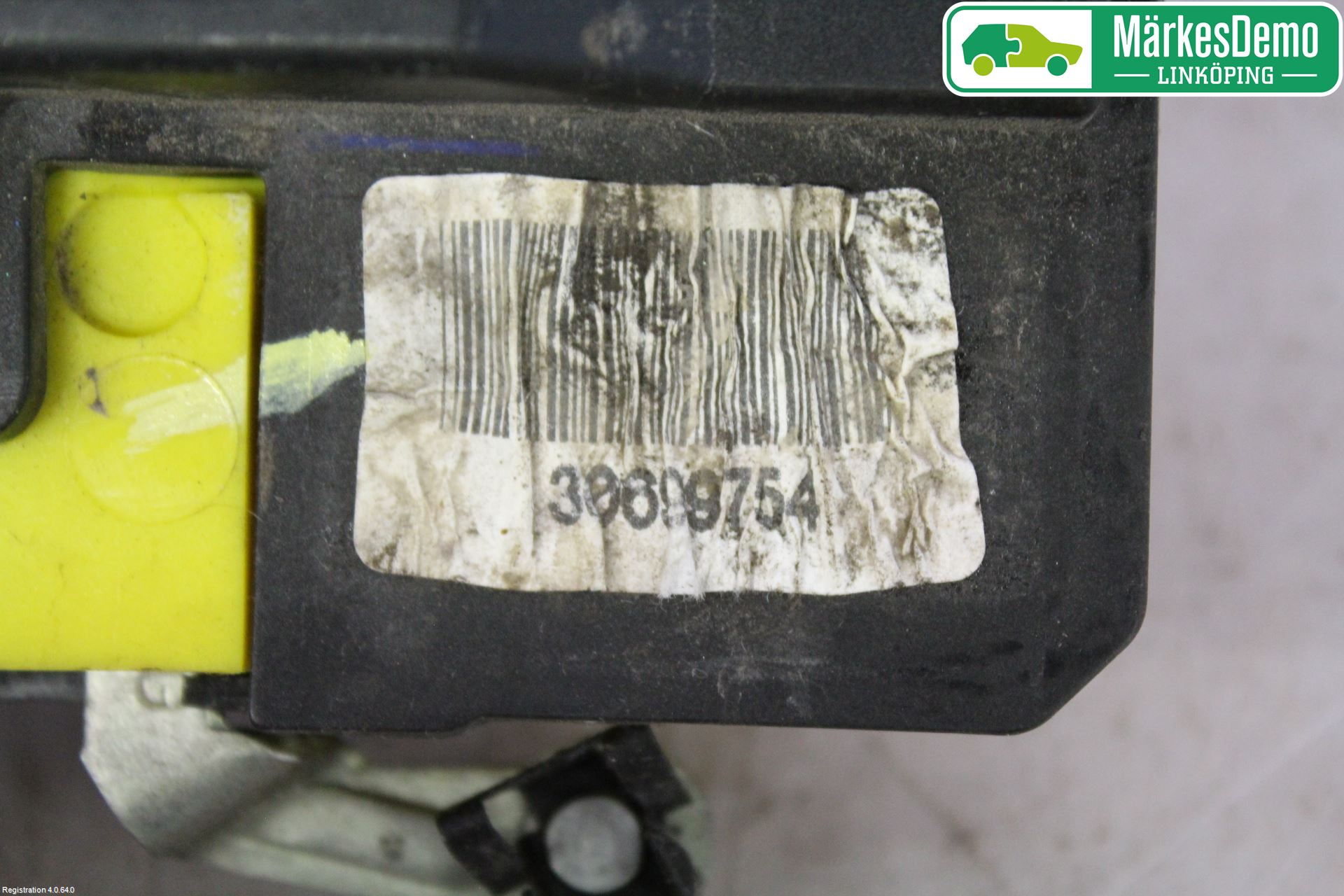 Volvo XC70 05-07 Dørlås - Låsekasse