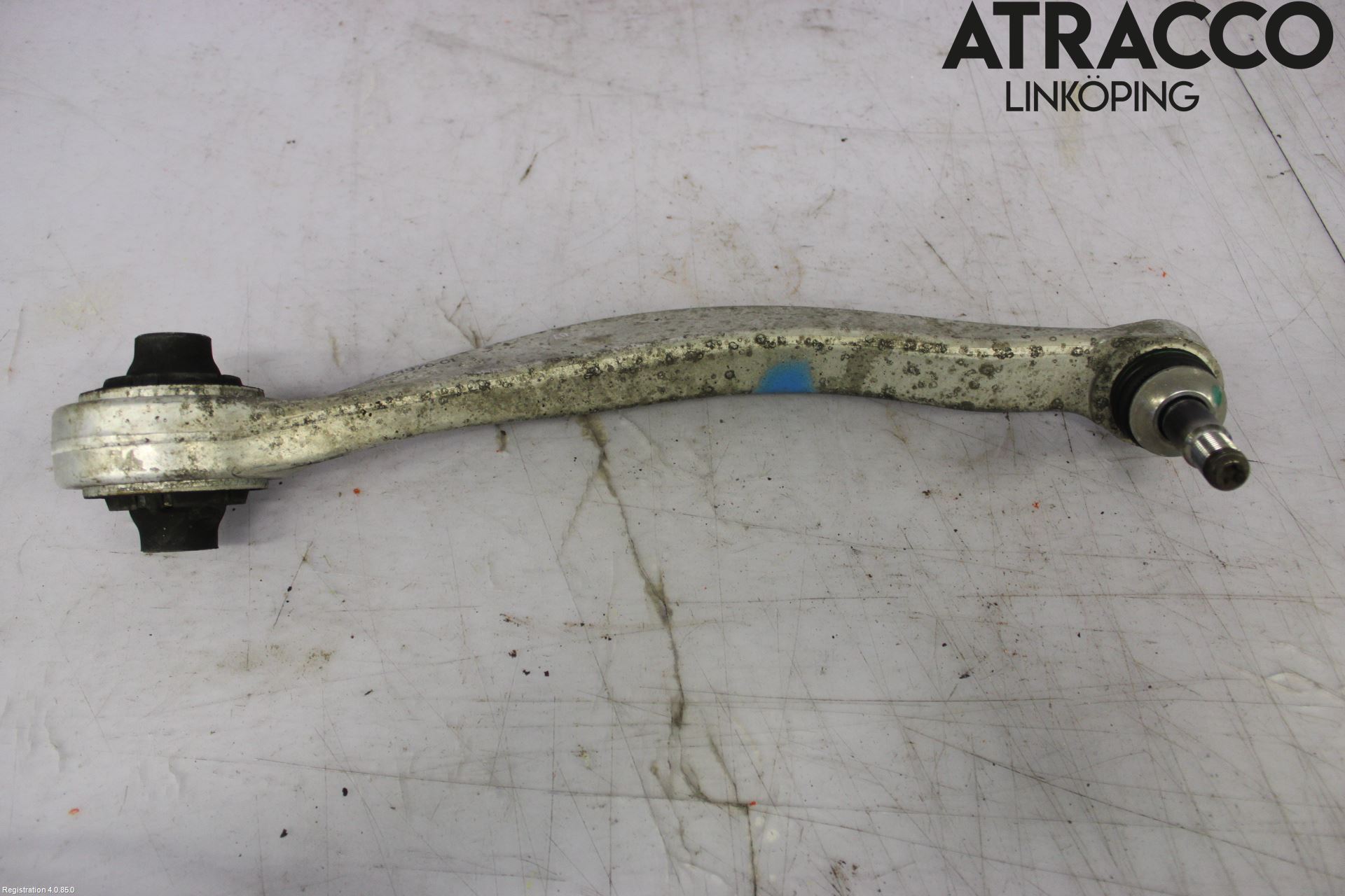 BMW 5 F10/F11/F18 09-17 Bærearm Foran Høyre Nedre