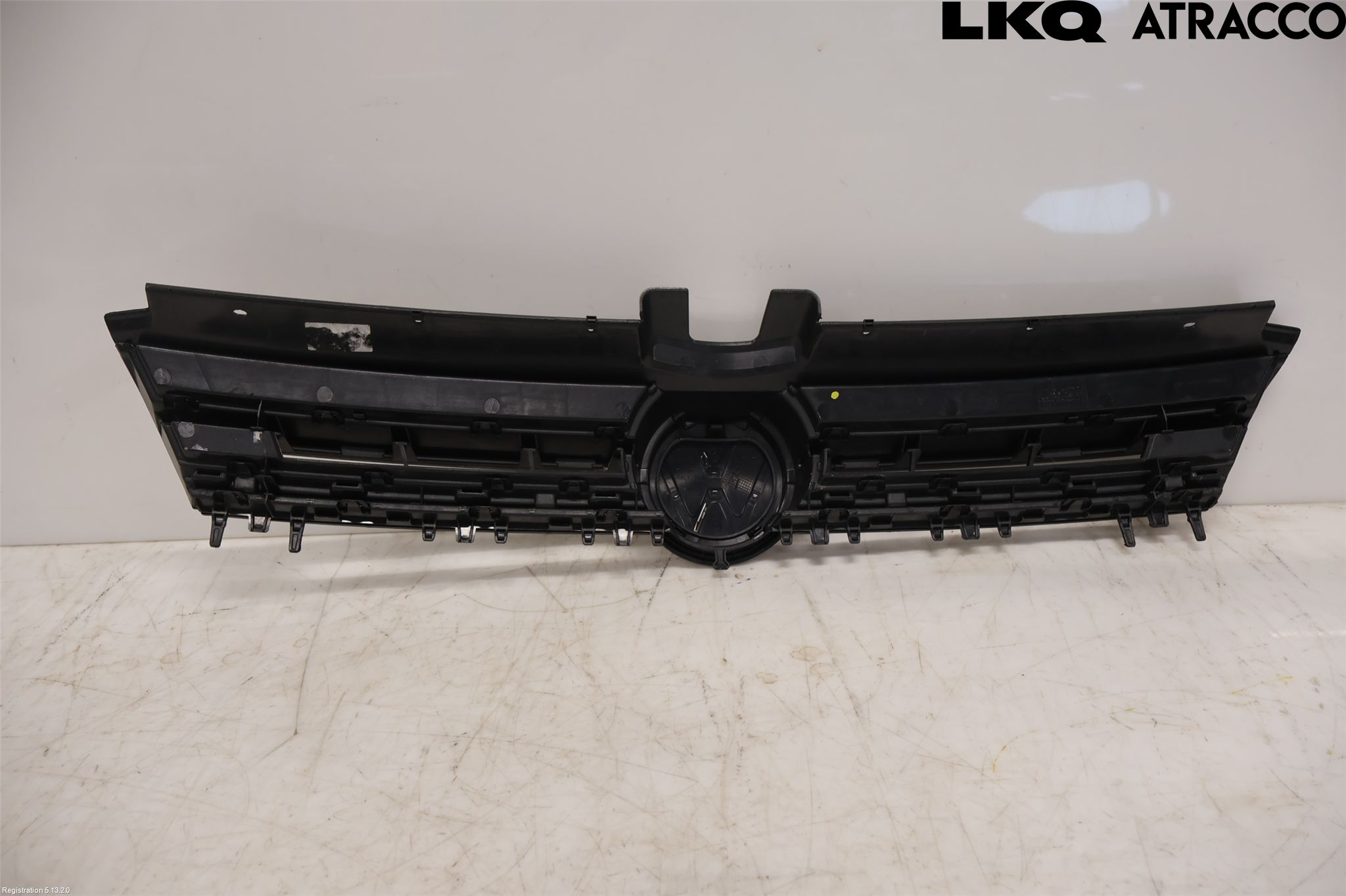 Volkswagen VW GOLF / E-GOLF VII 13-20 Grill Komplett