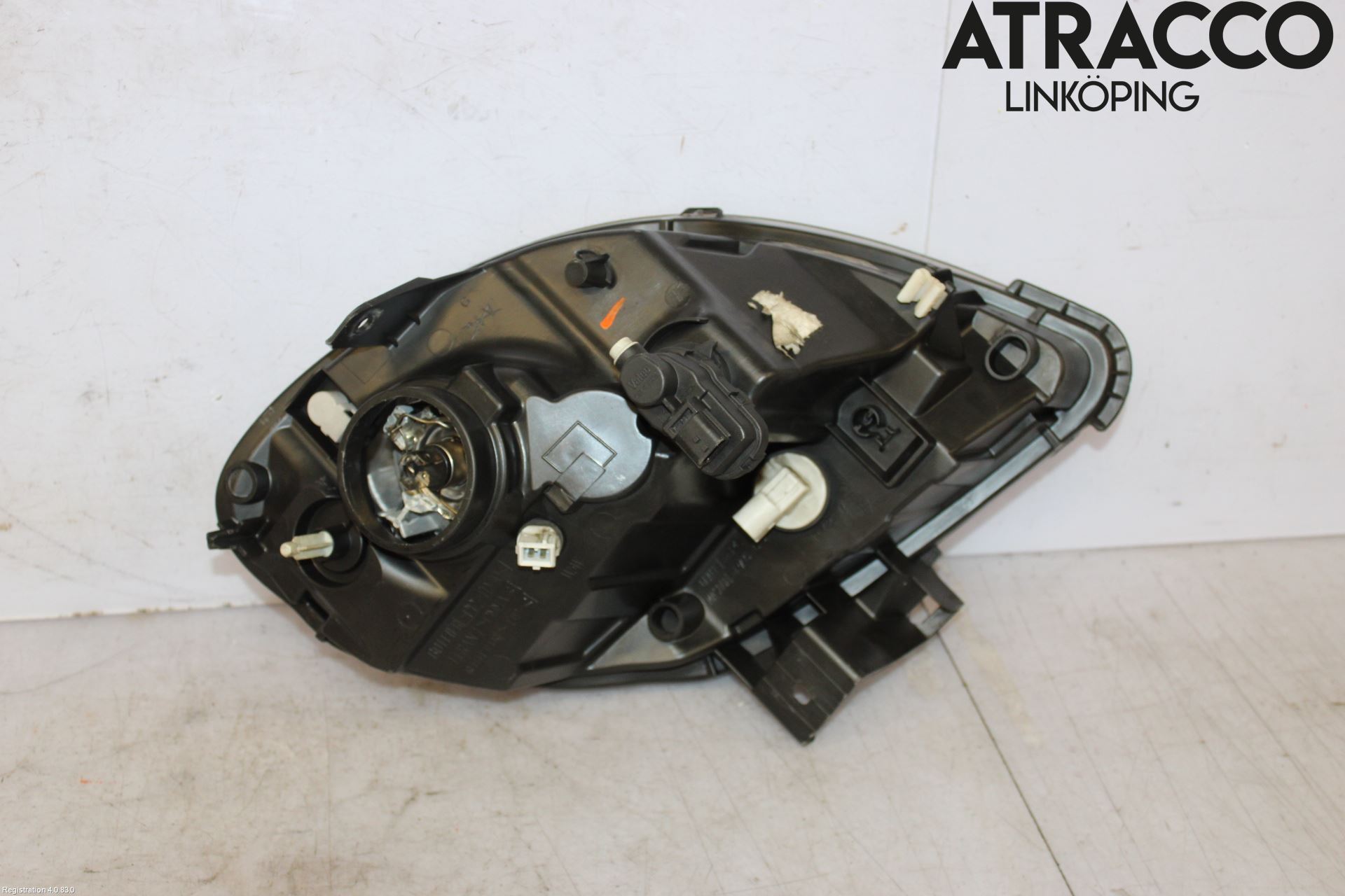 Nissan KUBISTAR Frontlykt Venstre