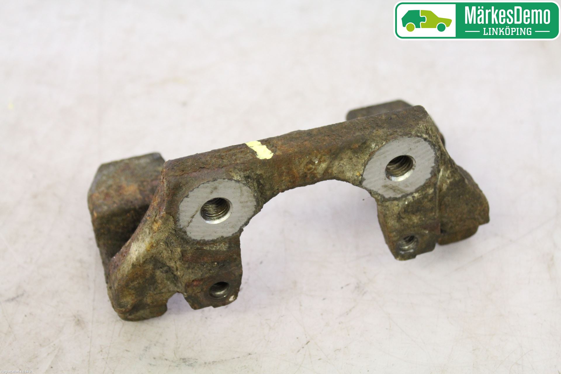 BMW 5 E60/61 Sed/Tou 02-10 Bremsecaliper Feste Holder