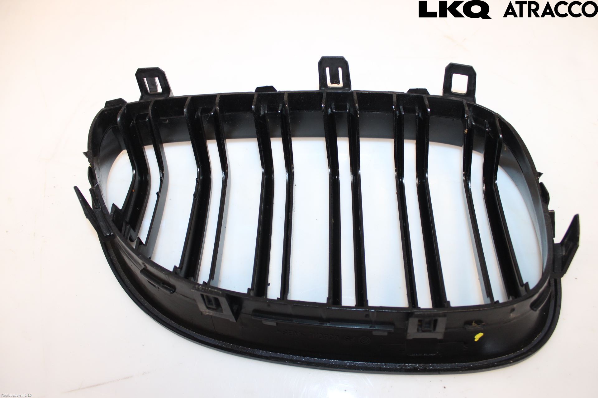 BMW 5 E60/61 Sed/Tou 02-10 Grilldel Venstre