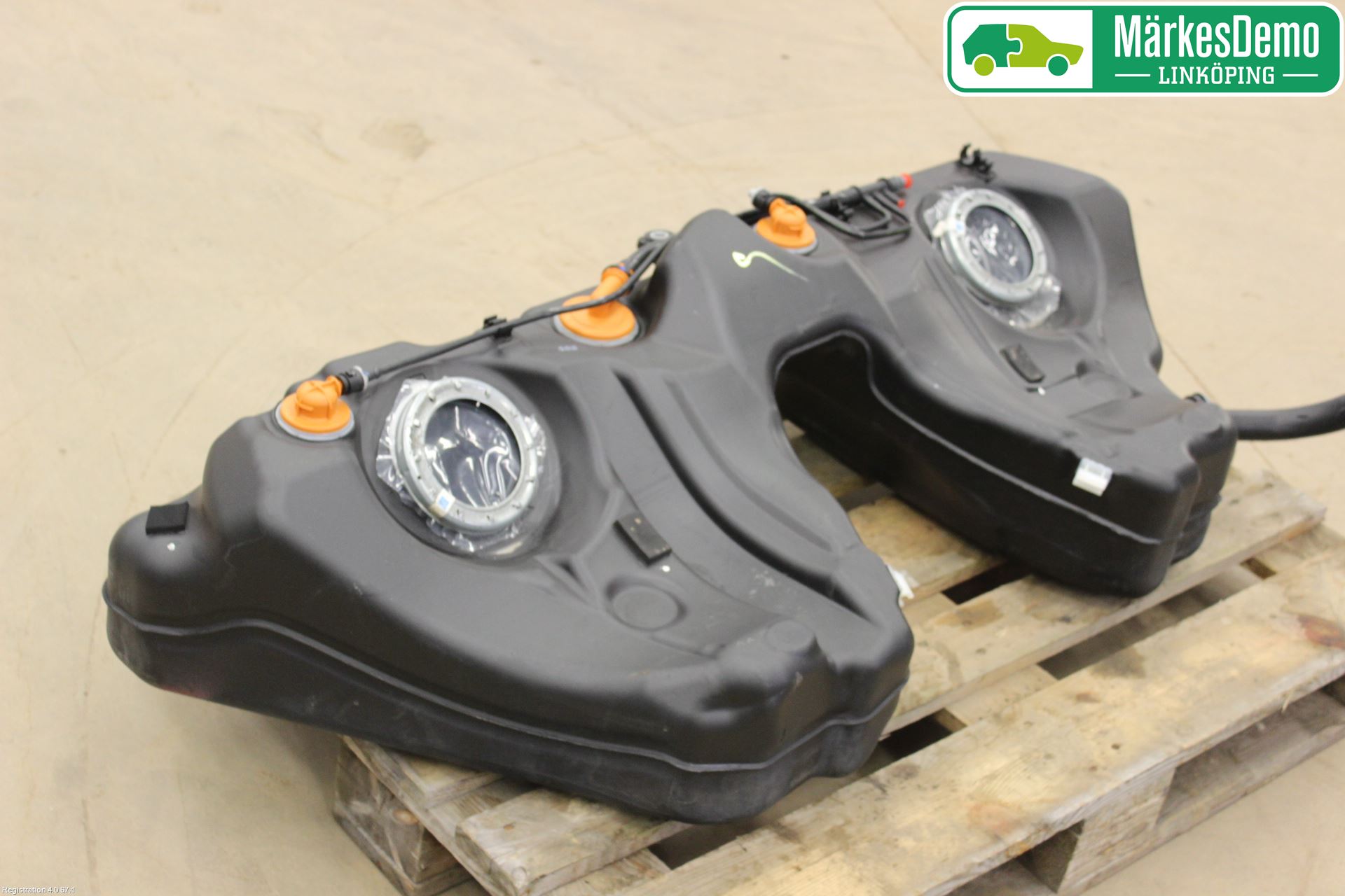 BMW 6 E63/64    02-10 Drivstofftank