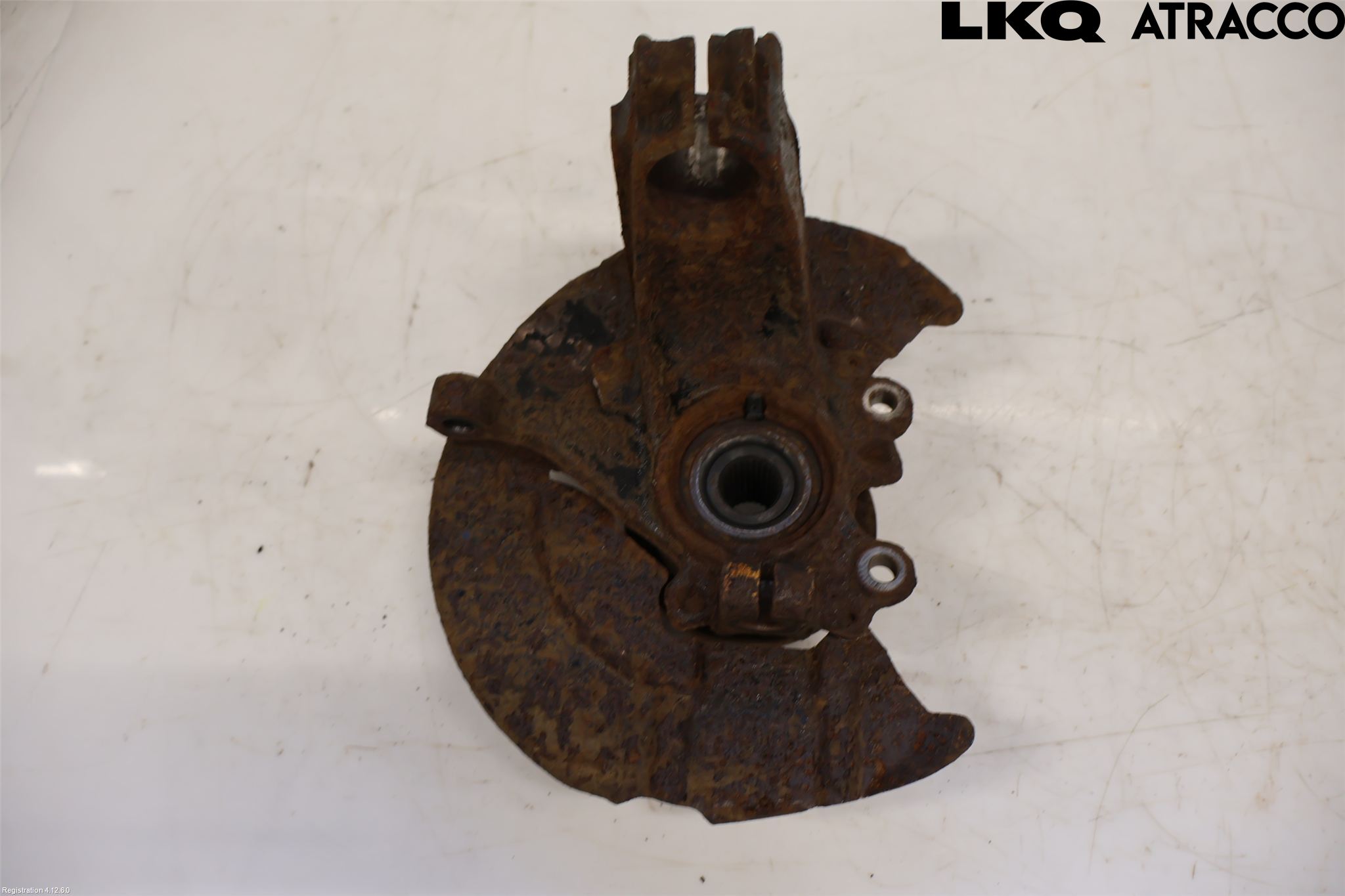 Ford KUGA 08-12 Spindel Vf