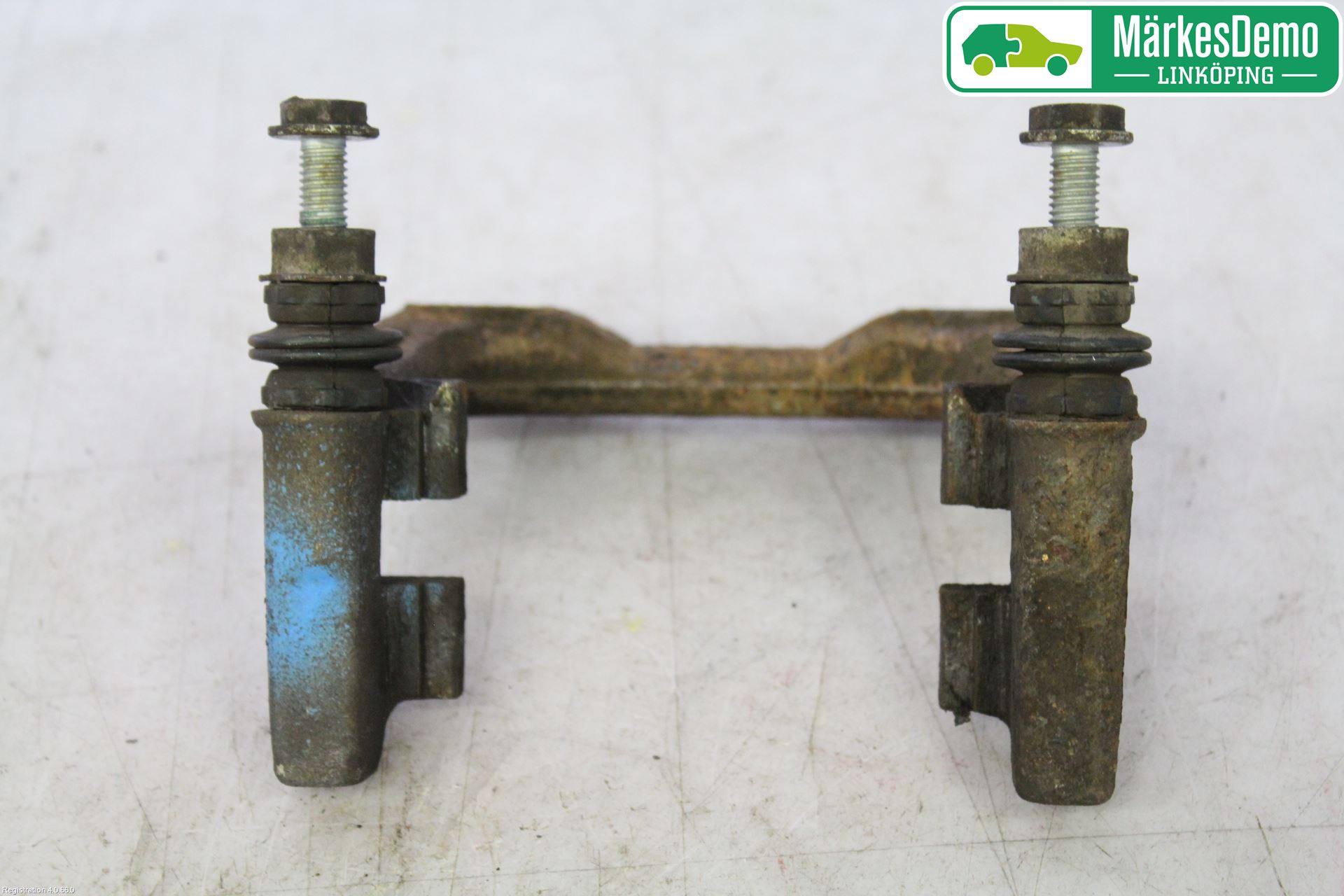 Volkswagen VW GOLF V 04-09 Bremsecaliper Feste Holder