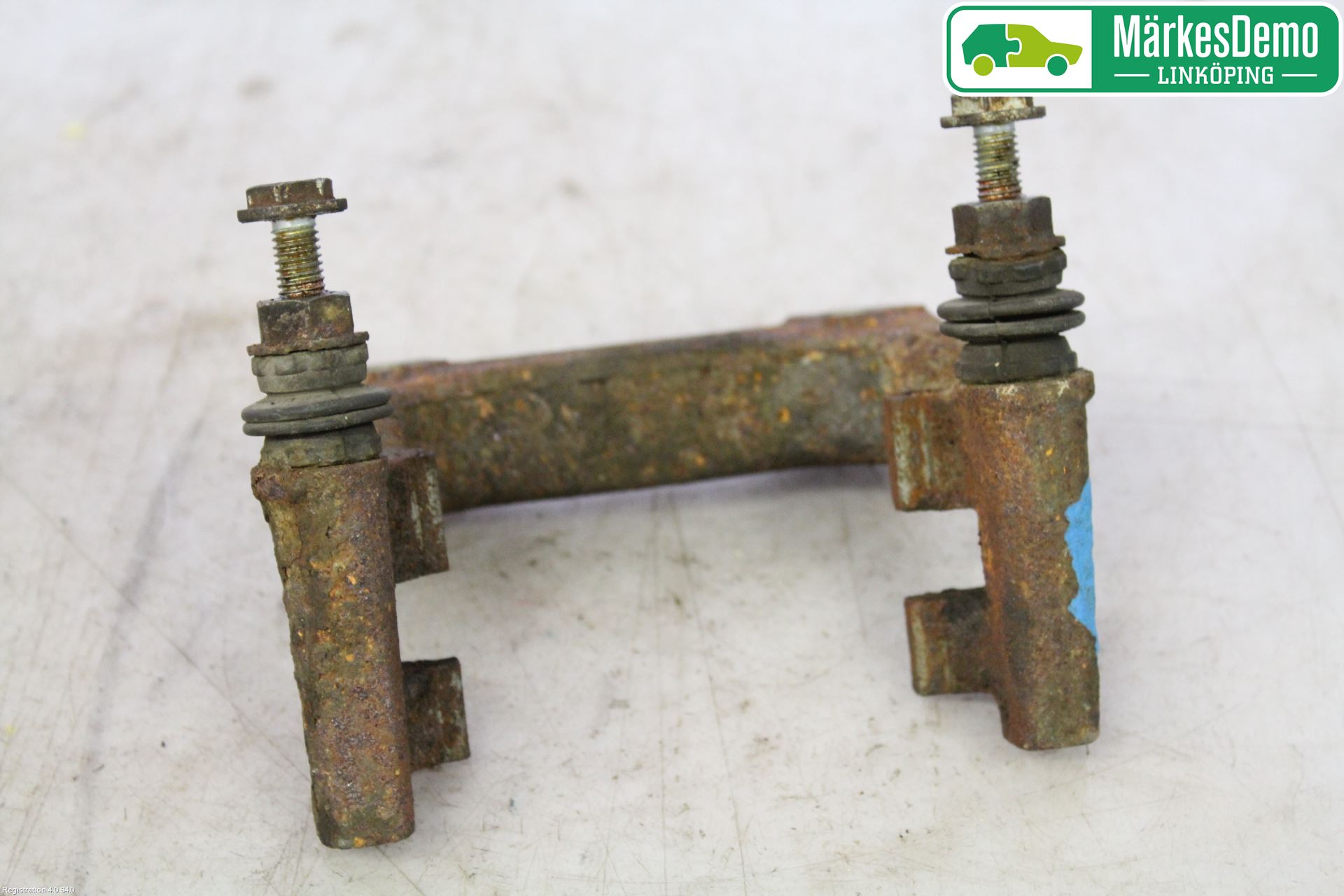 Peugeot PARTNER 08-15 Bremsecaliper Feste Holder