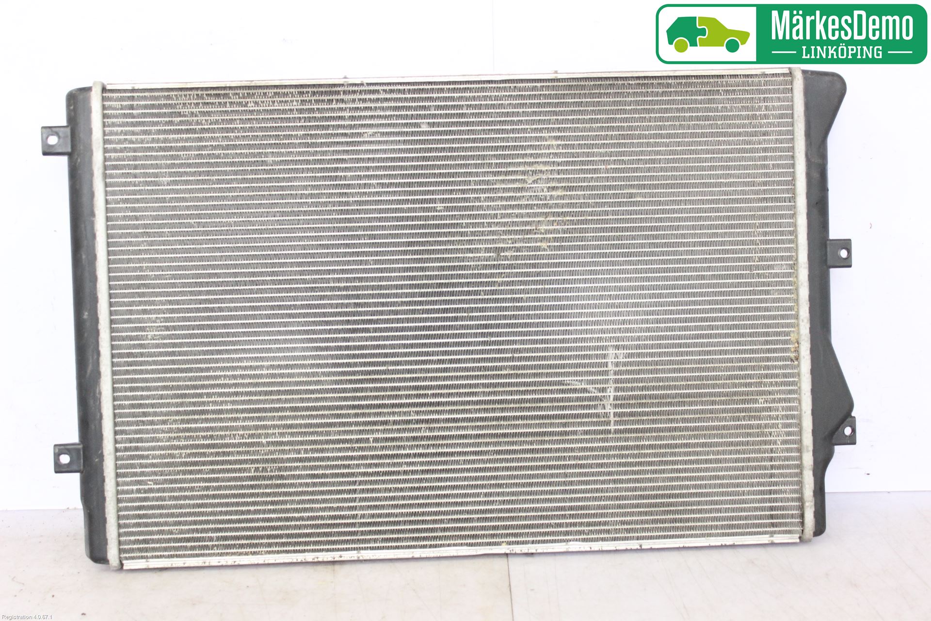 Volkswagen VW PASSAT 05-11 Radiator Automat
