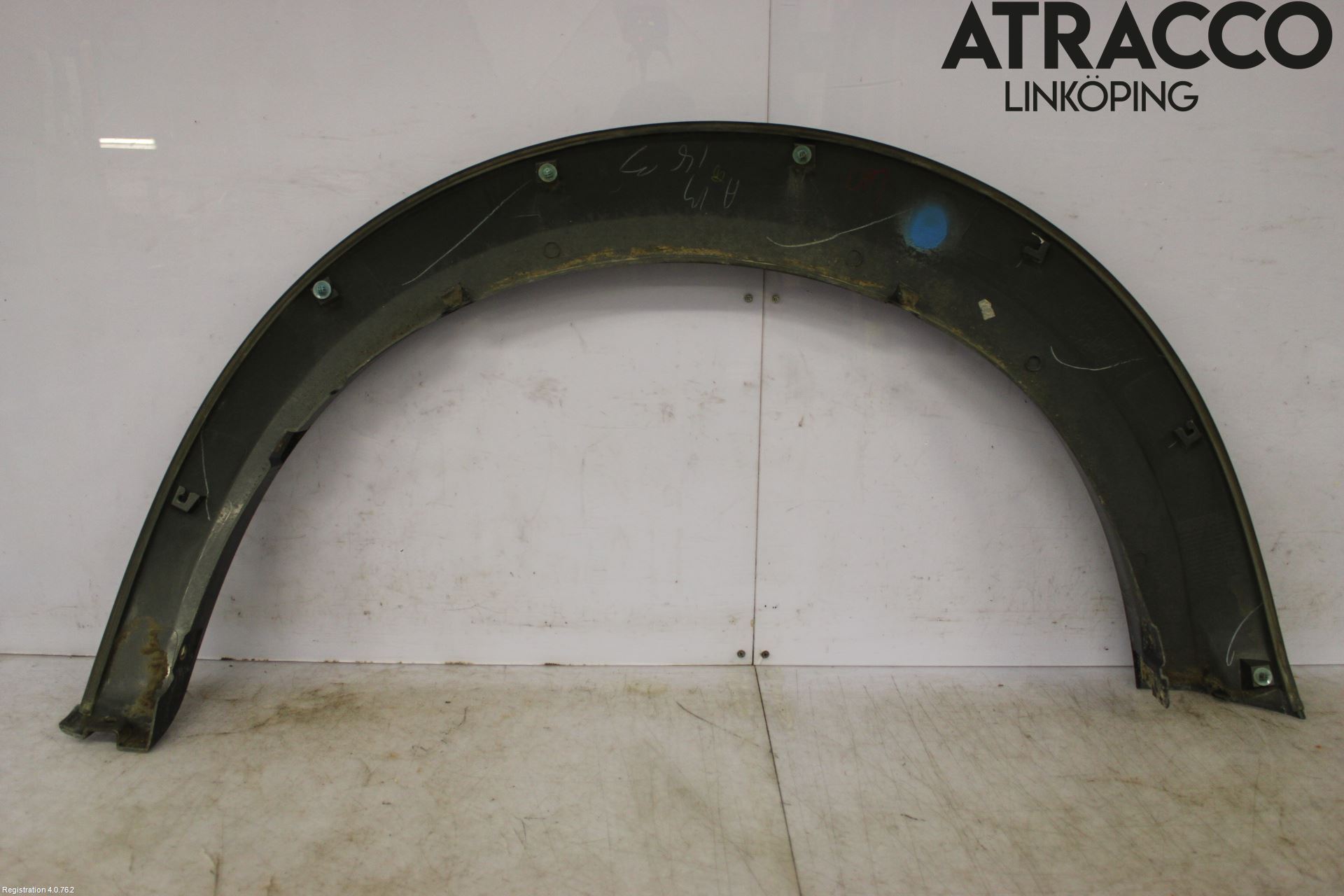 Mitsubishi L200 06-15 Skjerm Bredder
