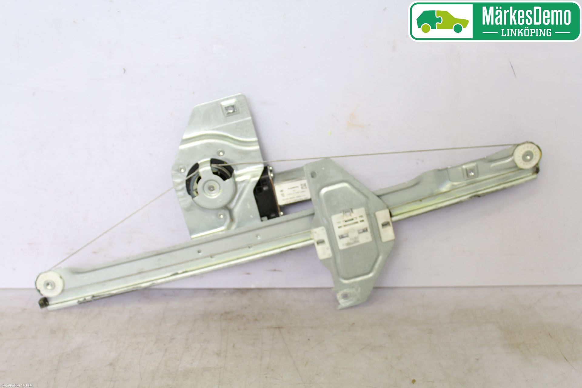 Peugeot PARTNER 08-15 Vindusheis El Komp