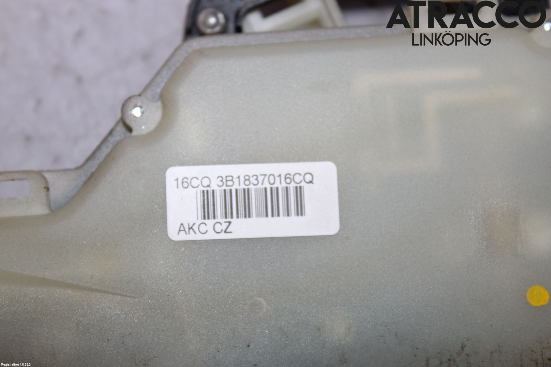 Volkswagen VW TRANSP/CARAVELLE (T5) 04-15 Dørlås - Låsekasse