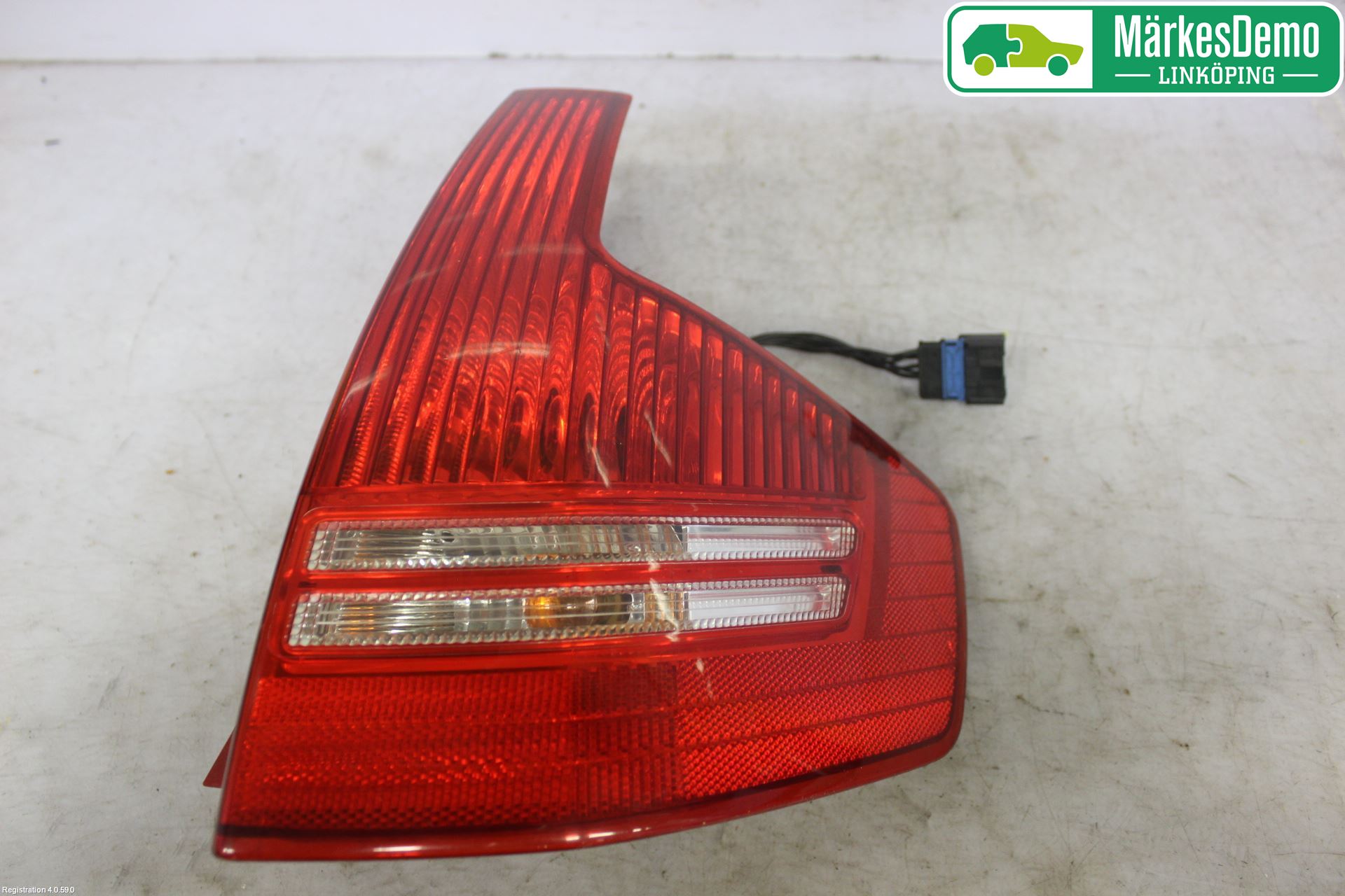 Citroen C4 I   05-10 Baklykt Høyre