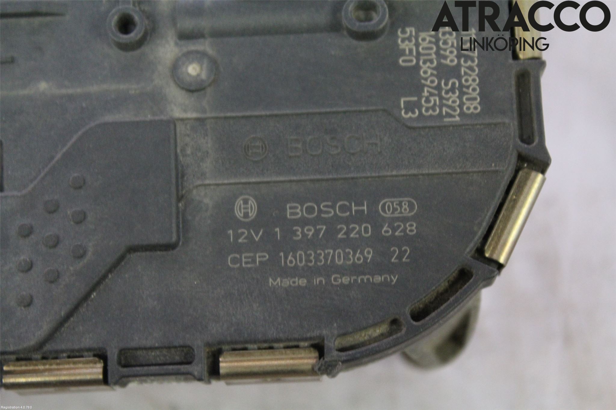 Volvo V40 12-19 Viskermotor Frontrute