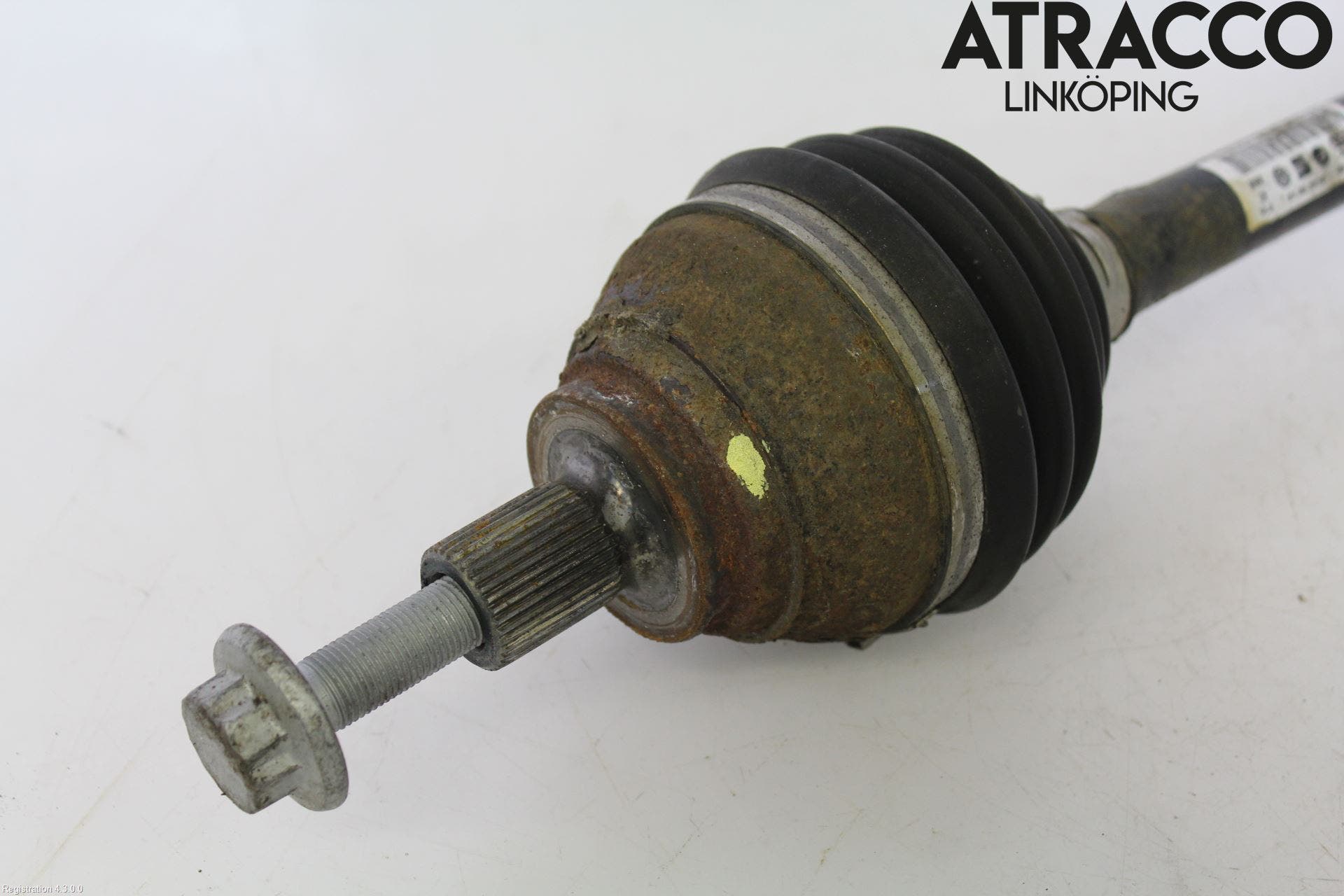 Volkswagen VW PASSAT 15-19 Drivaksel Foran Kompl Venstre