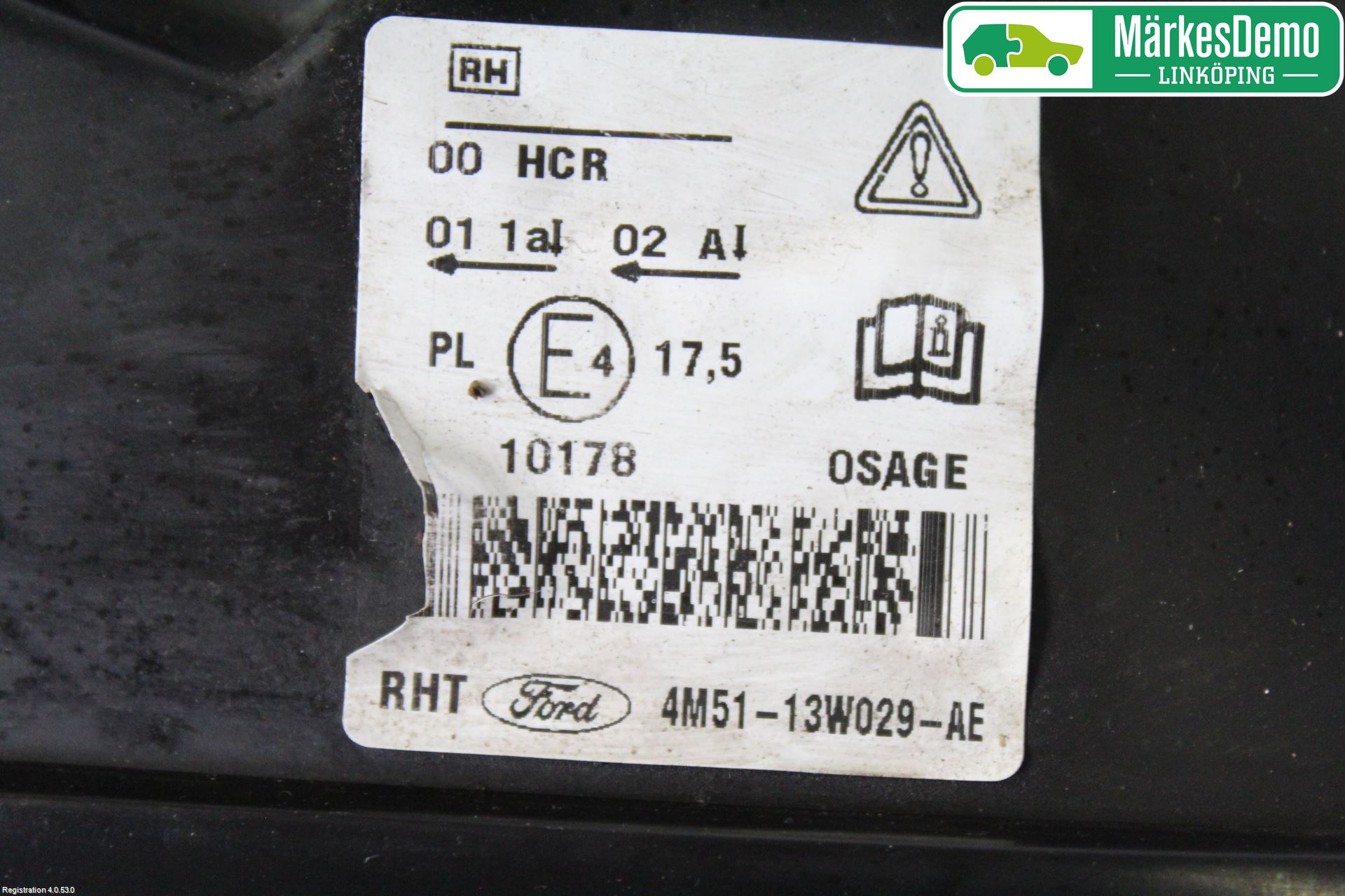 Ford FOCUS     04-07 Frontlykt Høyre