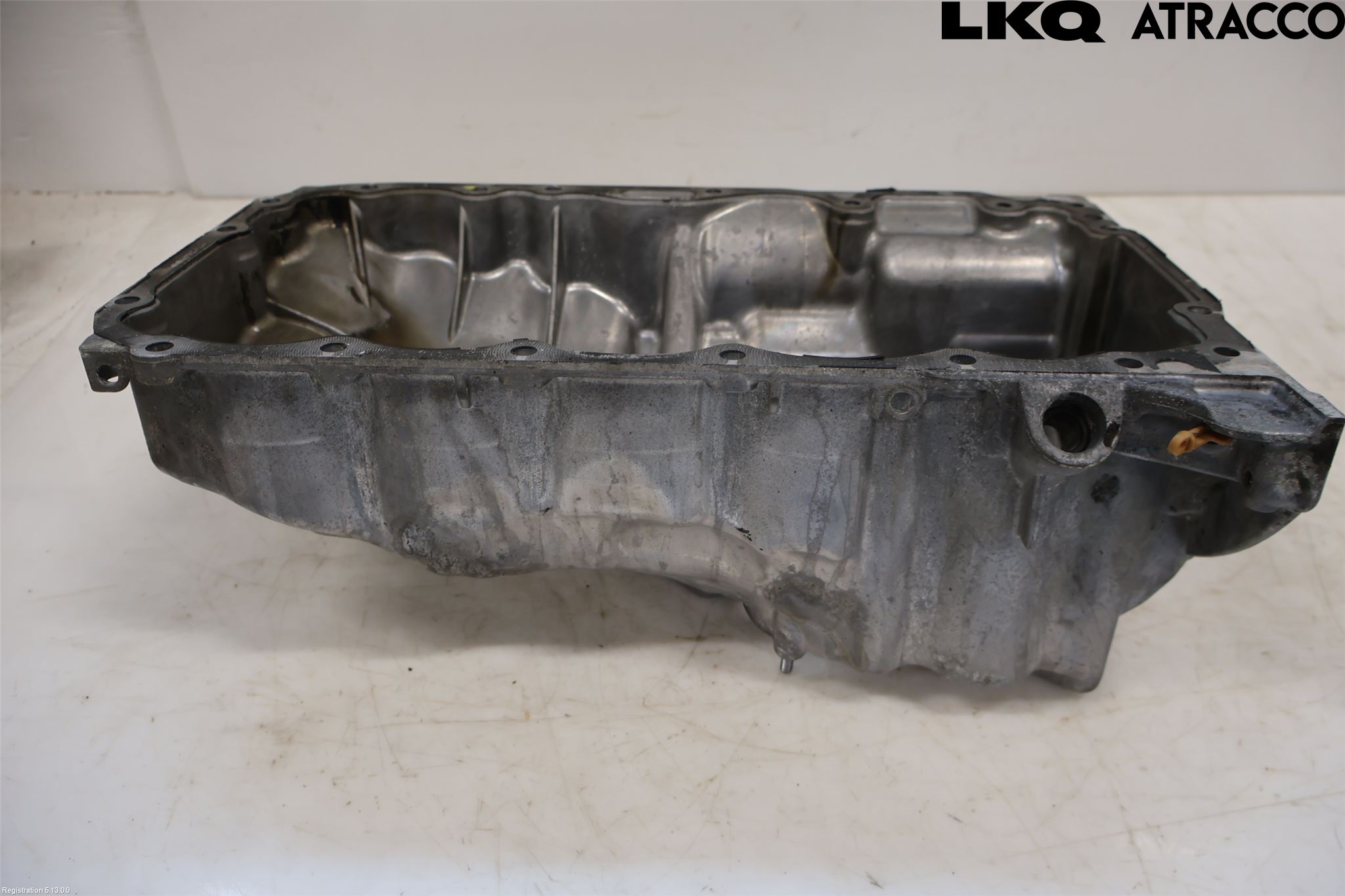 BMW 5 F10/F11/F18 09-17 Bunnpanne