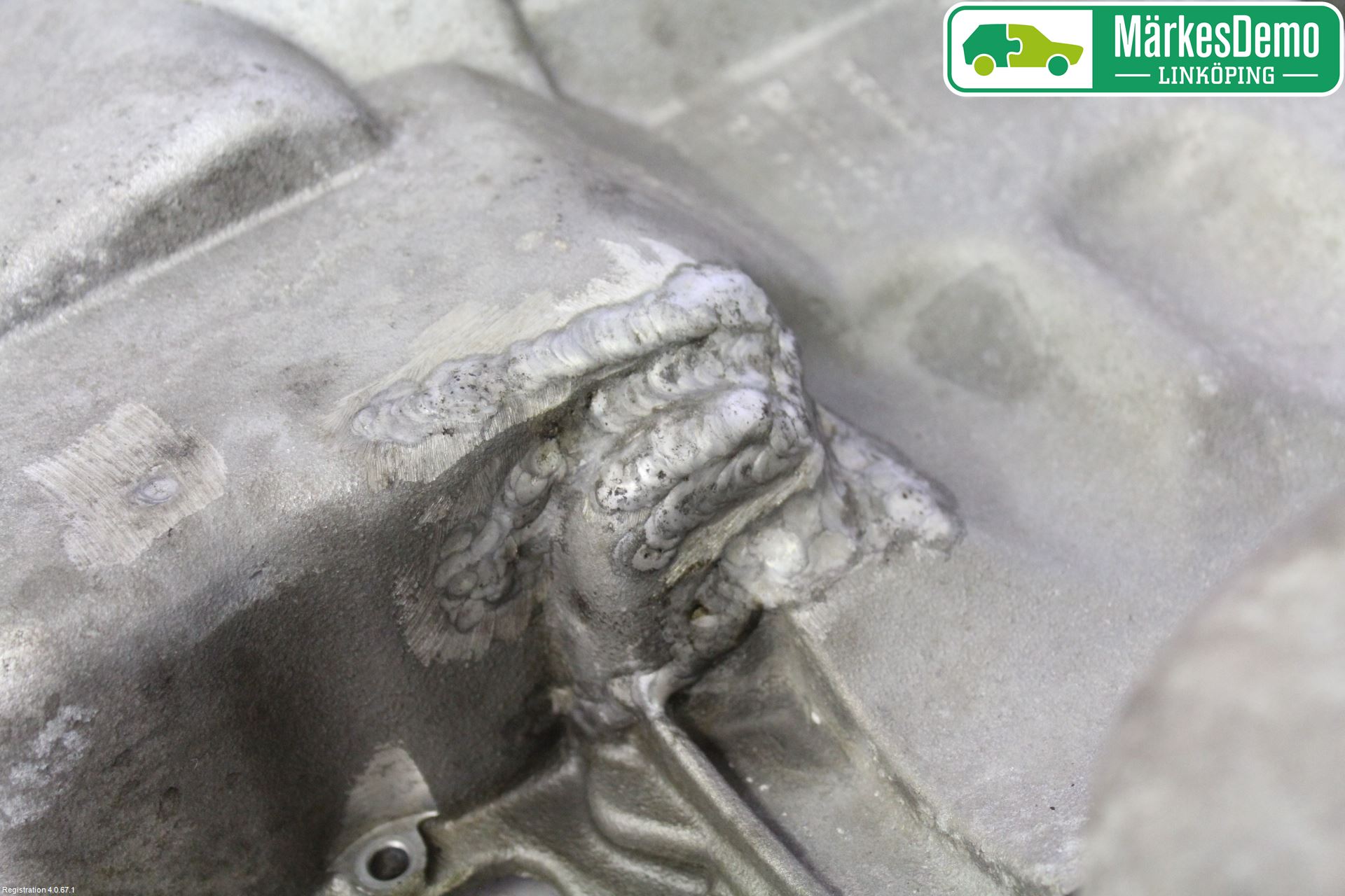 BMW 6 E63/64    02-10 Bunnpanne