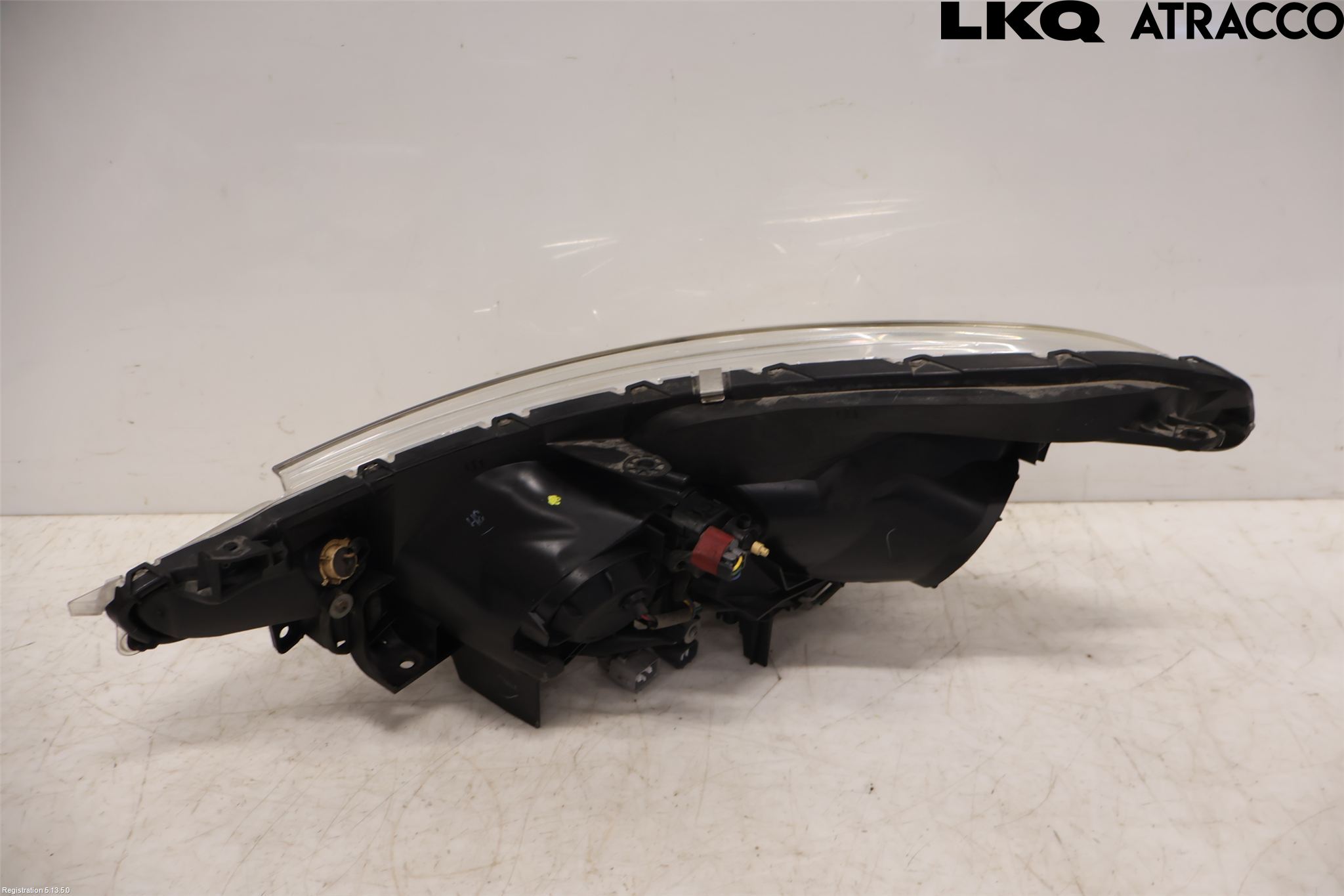 Citroen C4 AIRCROSS Frontlykt Høyre