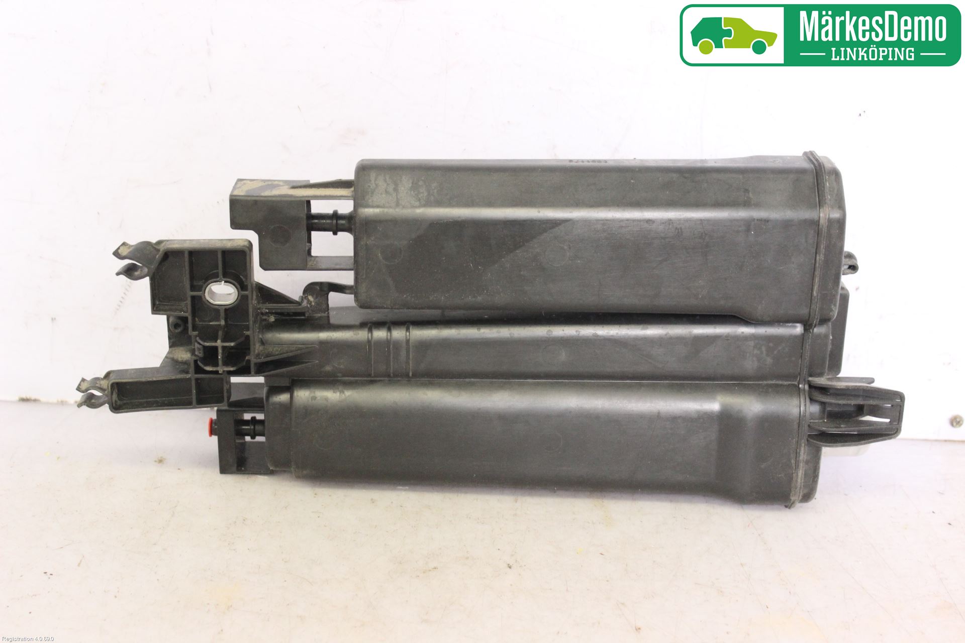 Volkswagen VW GOLF / E-GOLF VII 13-20 Drivstoff Kolkanister