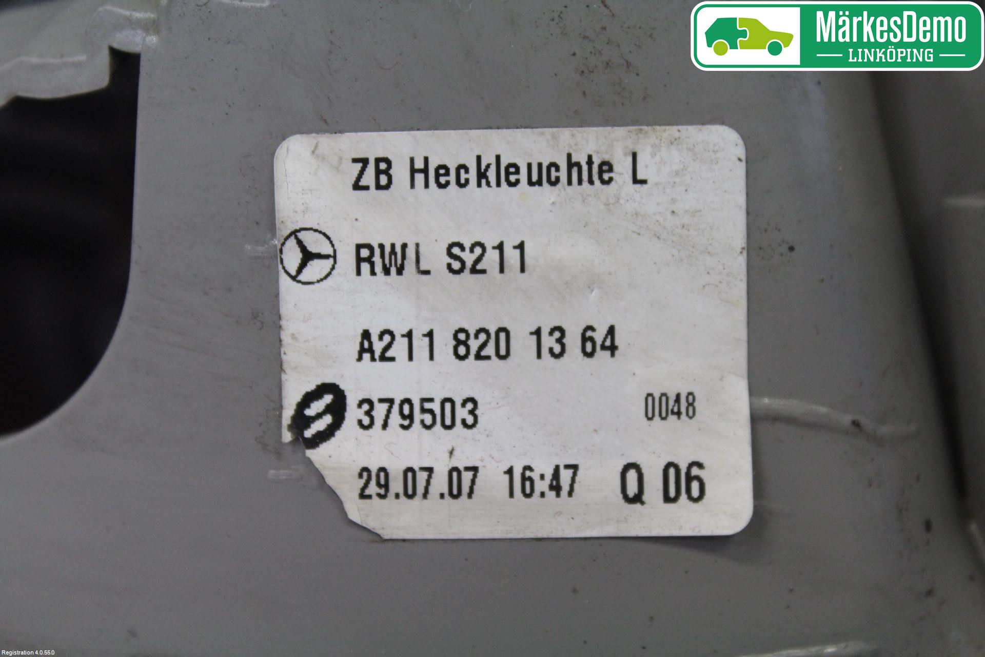 Mercedes-Benz MB E-KLASS (W211) 02-09 Baklykt Venstre  På Luke(Indre