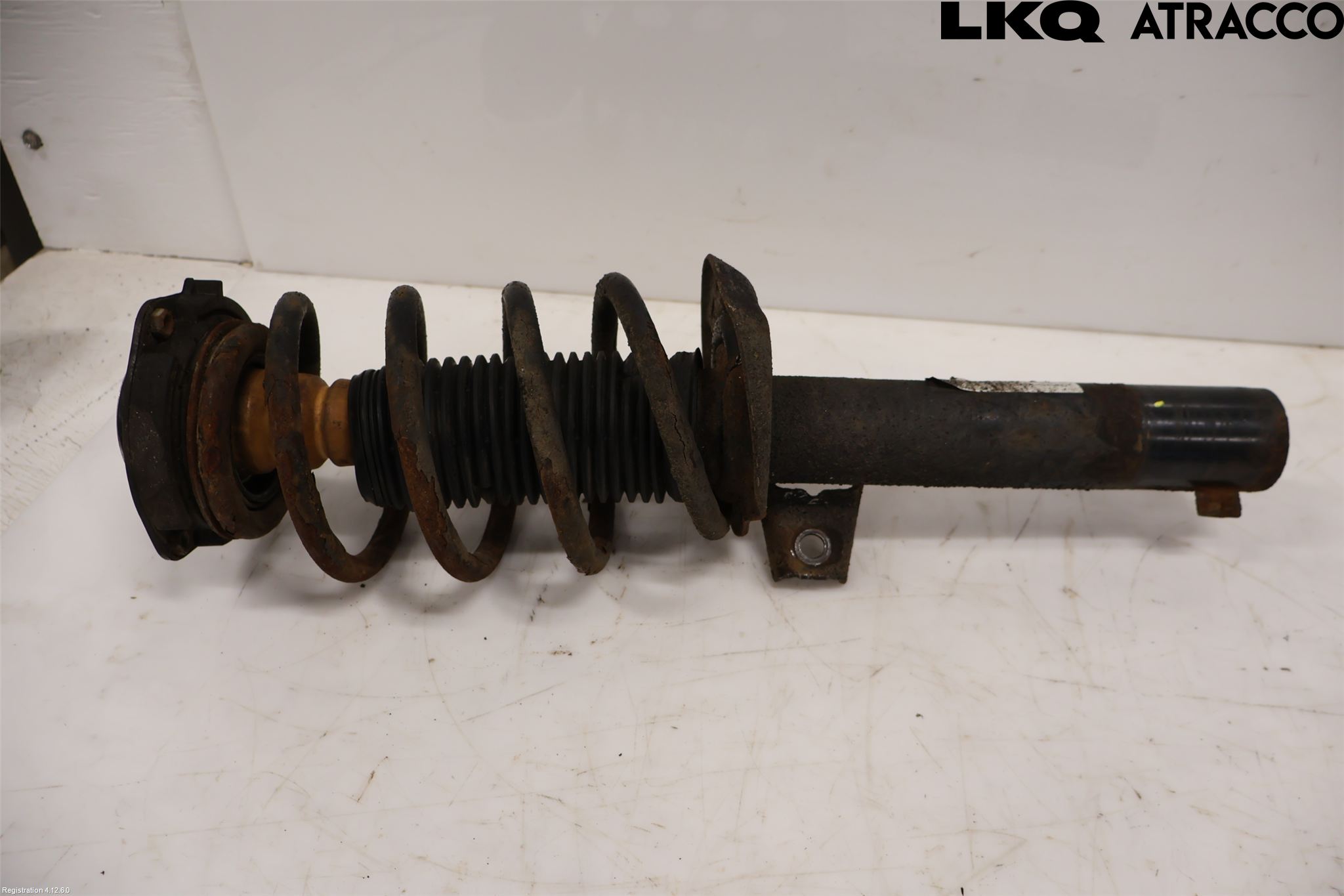 Volkswagen VW TIGUAN 07-16 Fjærbein Foran Venstre