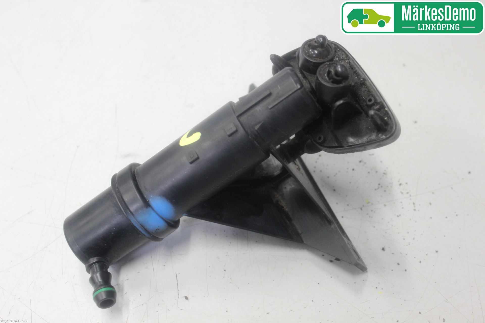 Volkswagen VW TOURAN 03-10 Spylerdyse Frontlykter