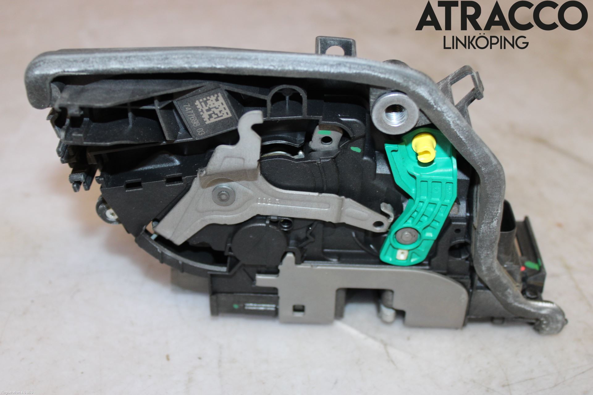 BMW 5 G30/G31/F90 17-23 Dørlås - Låsekasse