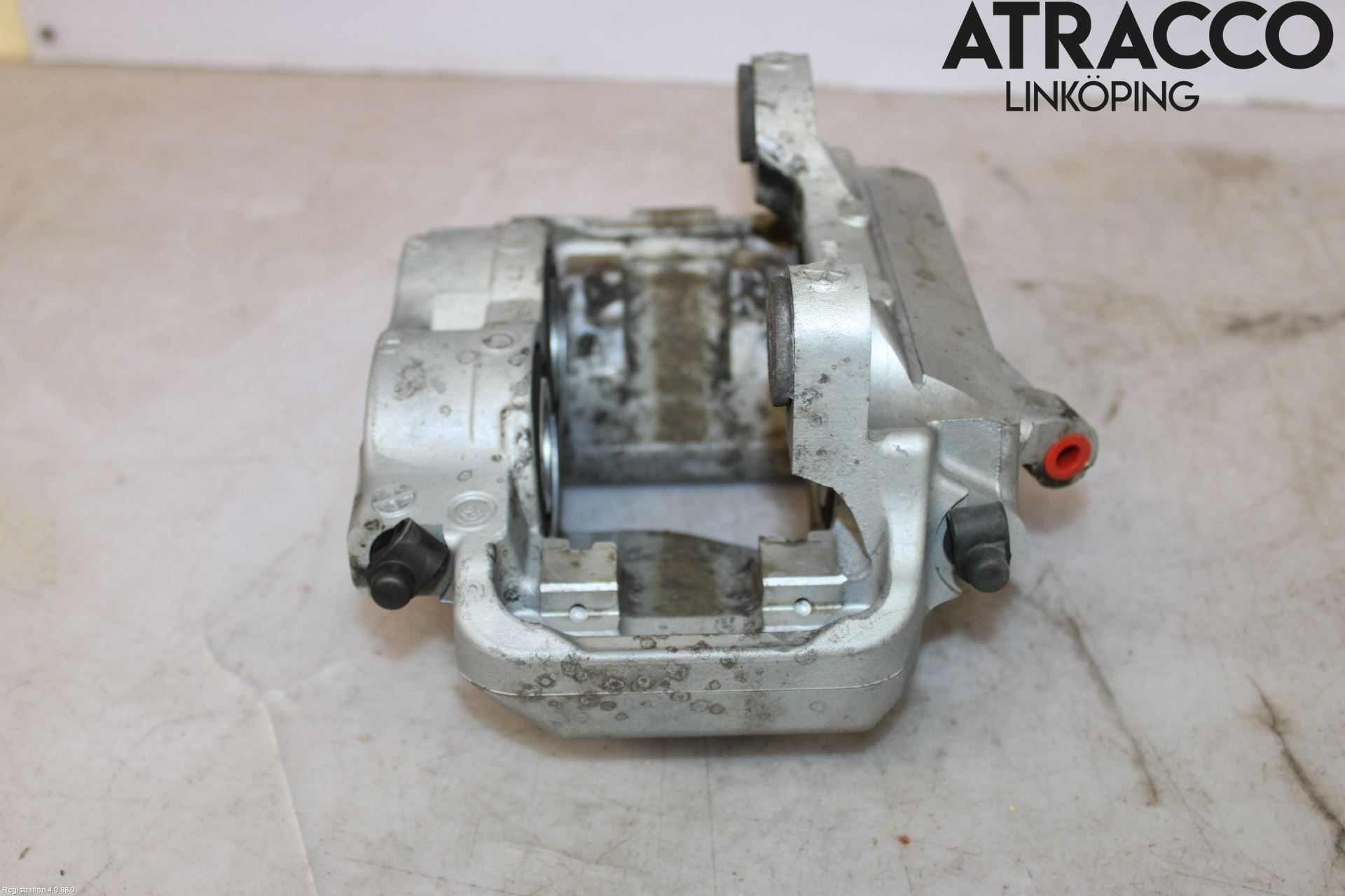 BMW 5 G30/G31/F90 17-23 Bremsecaliper Foran Venstre