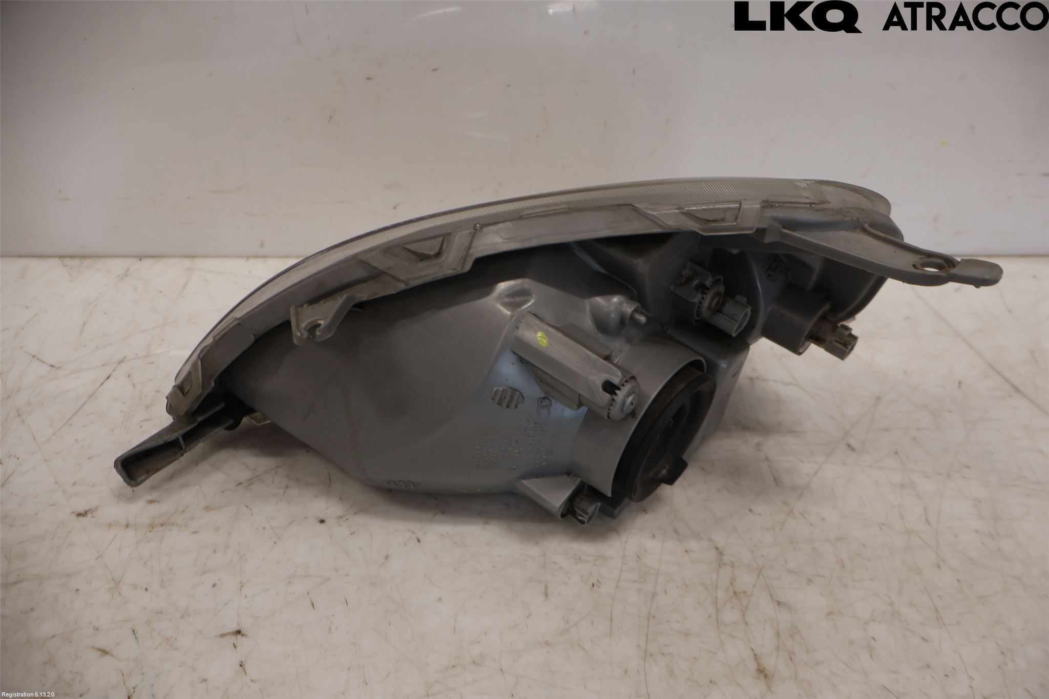 Toyota YARIS P1 99-03 Frontlykt Høyre