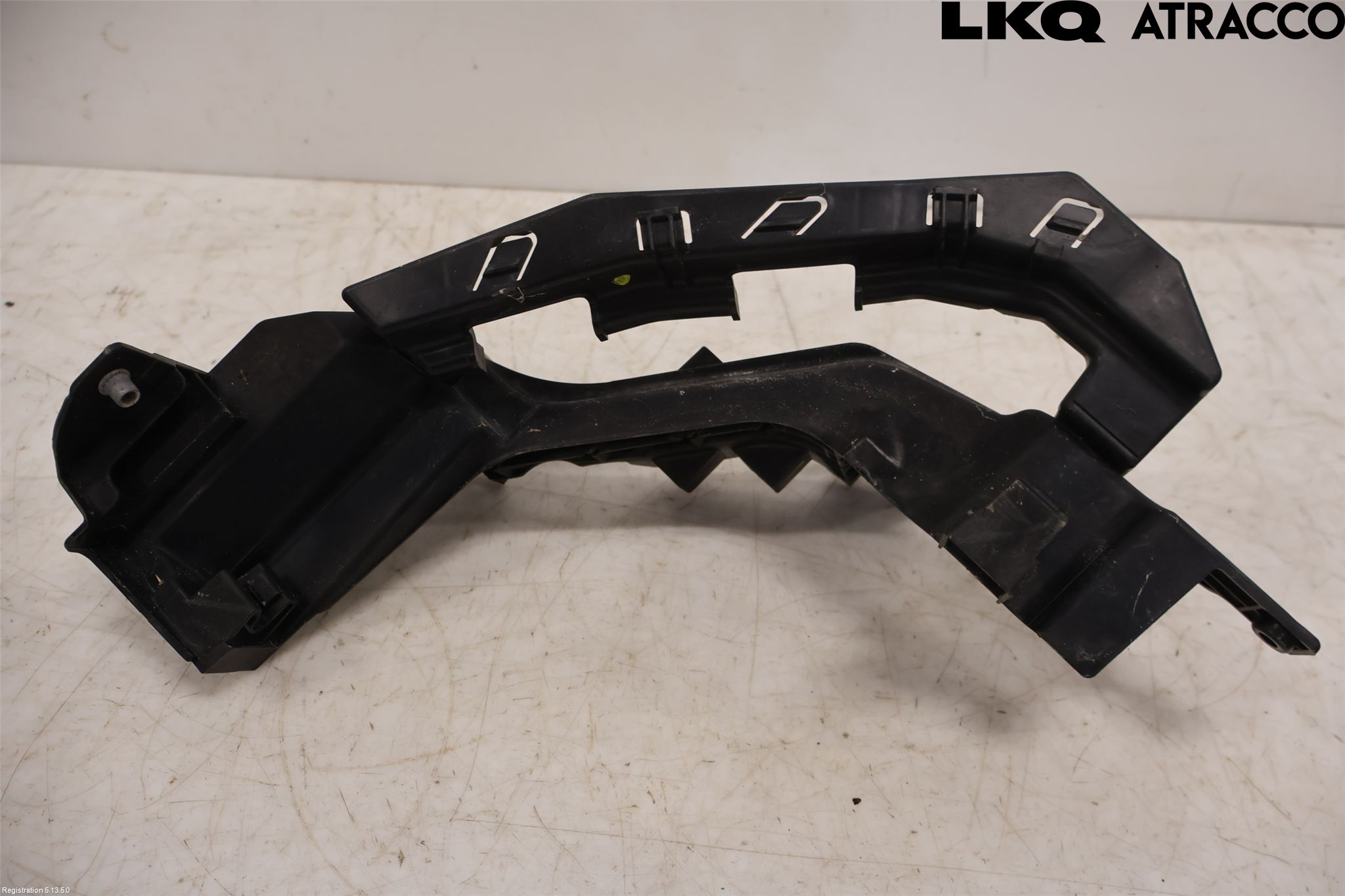 Hyundai i30 GD 13-17 Frontlykt Holder-Feste