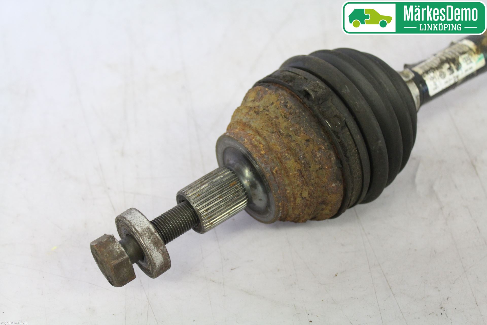 Audi A3/S3 05-13 Drivaksel Foran Kompl Venstre