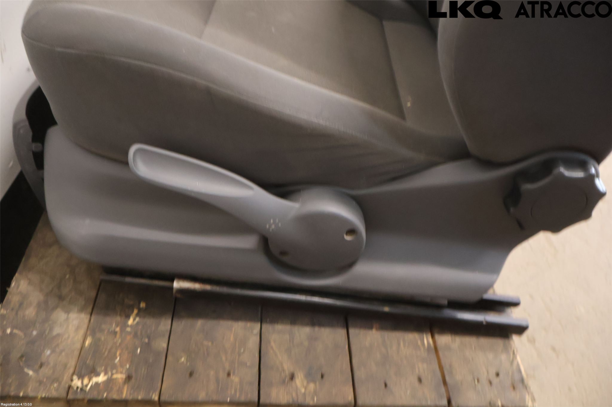 Volkswagen VW CADDY 11-15 Innr Sete Foran Venstre