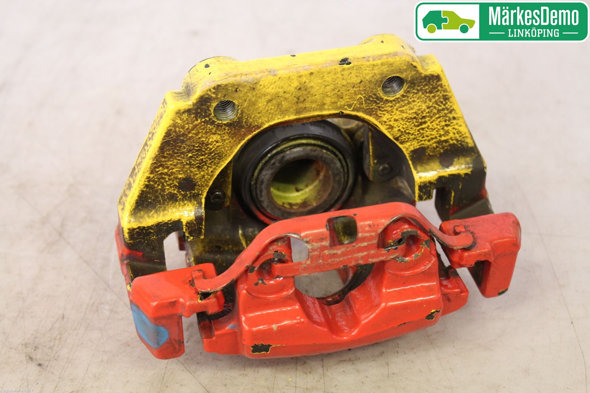 BMW 6 E63/64    02-10 Bremsecaliper Bak Høyre