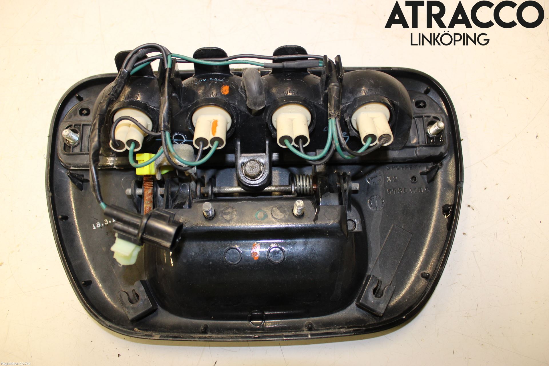 Mitsubishi L200 06-15 Bakluke Handtak Ytre