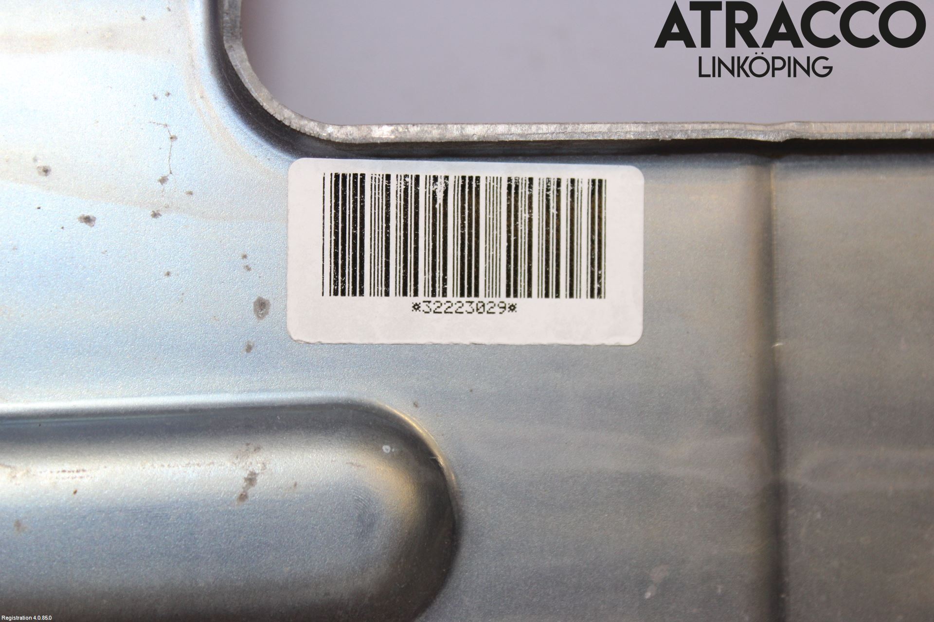 Volvo XC60 18- Batterikasse - Feste - Holder
