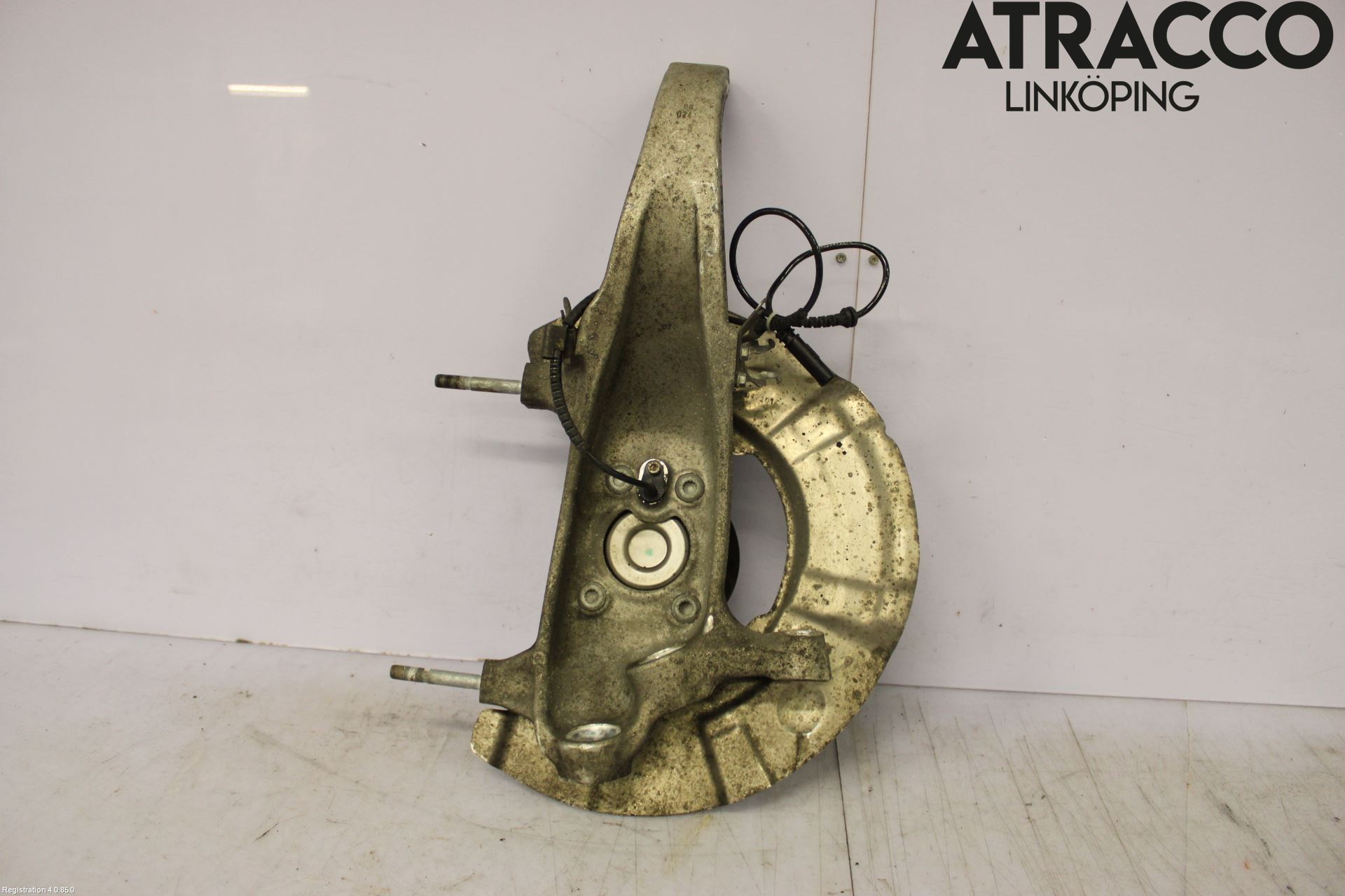 BMW 5 F10/F11/F18 09-17 Spindel Vf