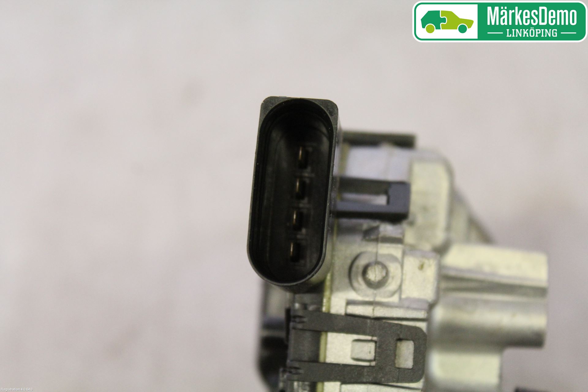Ford FIESTA 09-12 Viskermotor Frontrute