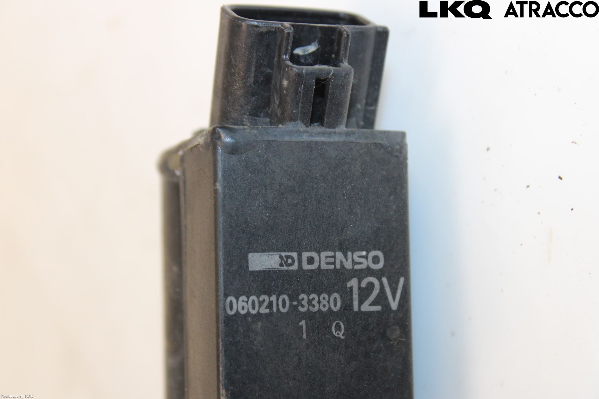 Mitsubishi LANCER  93-96 Spylerpumpe Frontrute