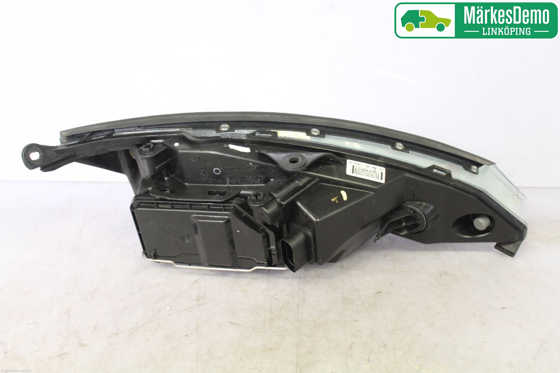 Ford FOCUS     99-04 Frontlykt Venstre