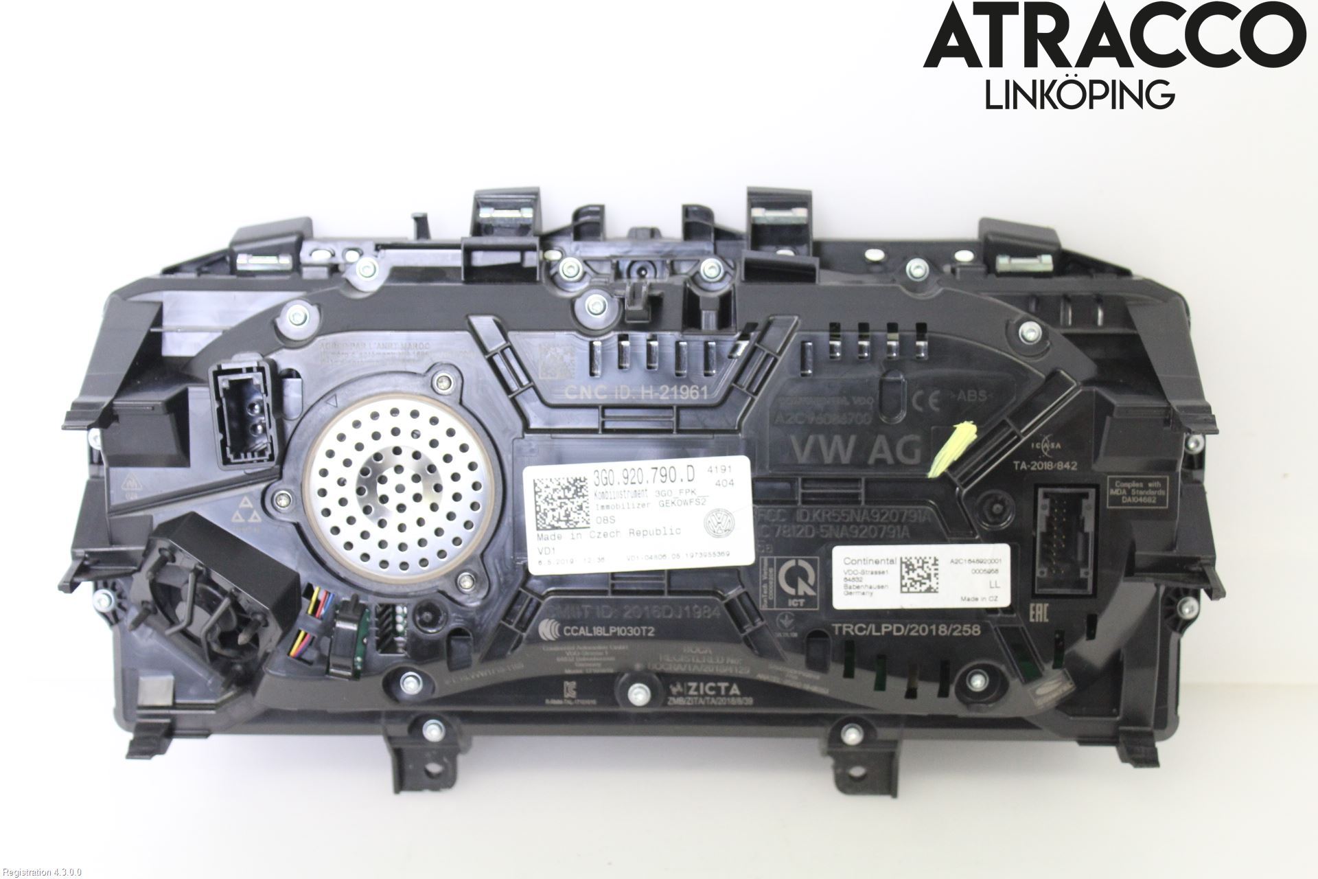 Volkswagen VW PASSAT 15-19 Instr Kombinert