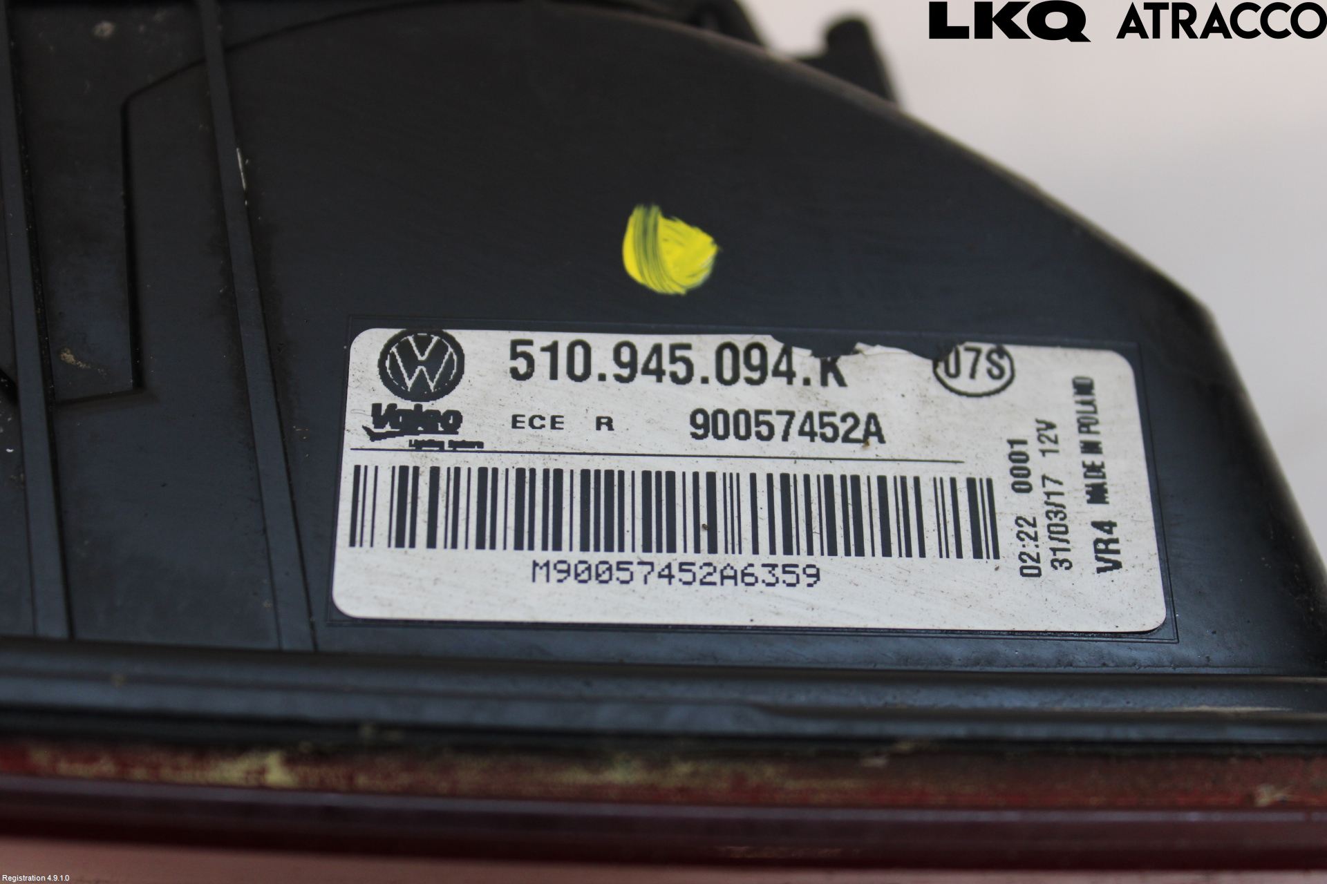 Volkswagen VW GOLF SPORTSVAN 15-20 Baklykt Høyre  På Luke(Indre)